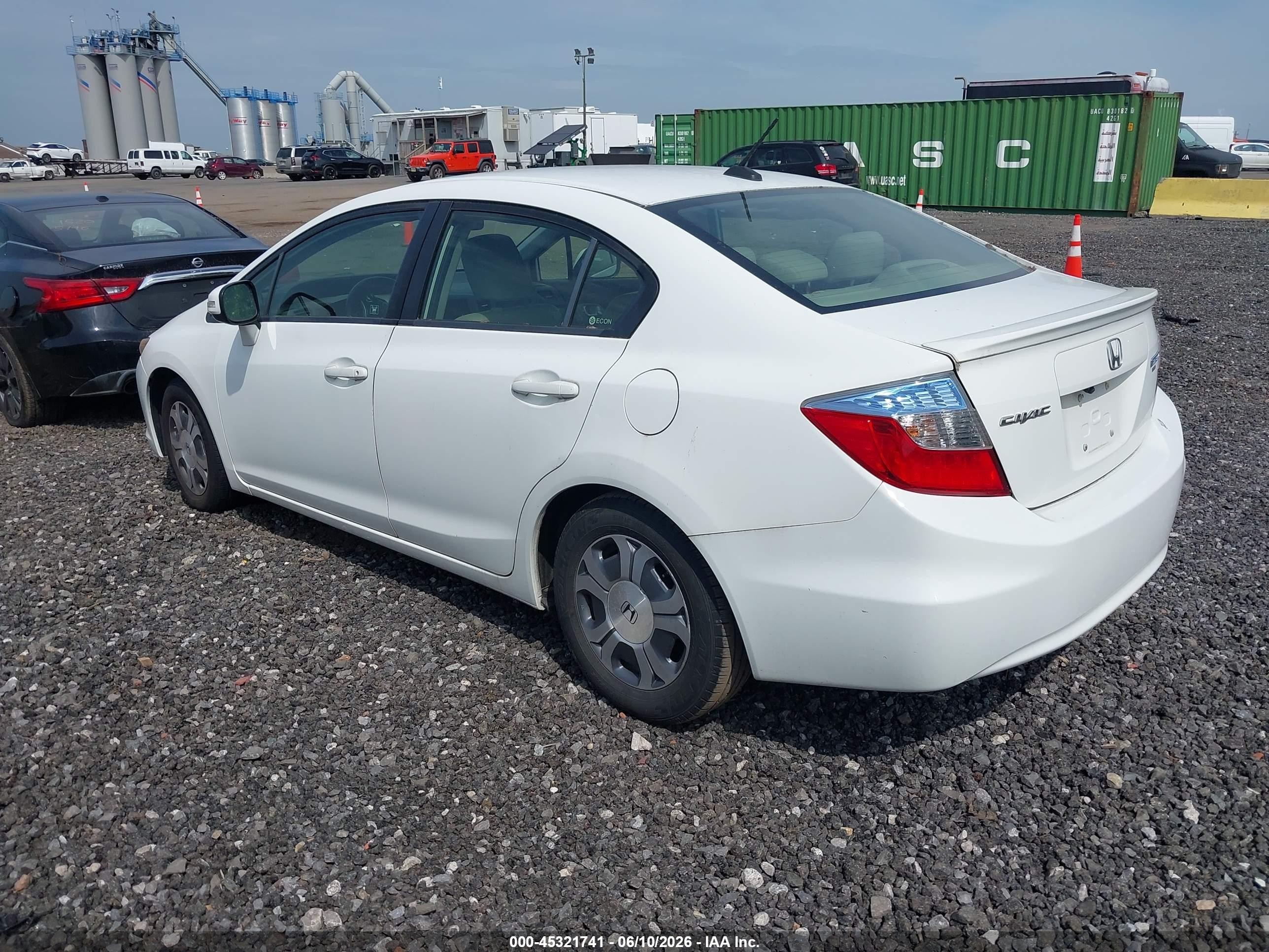 2012 Honda Civic Hybrid   White vin: JHMFB4F39CS010157