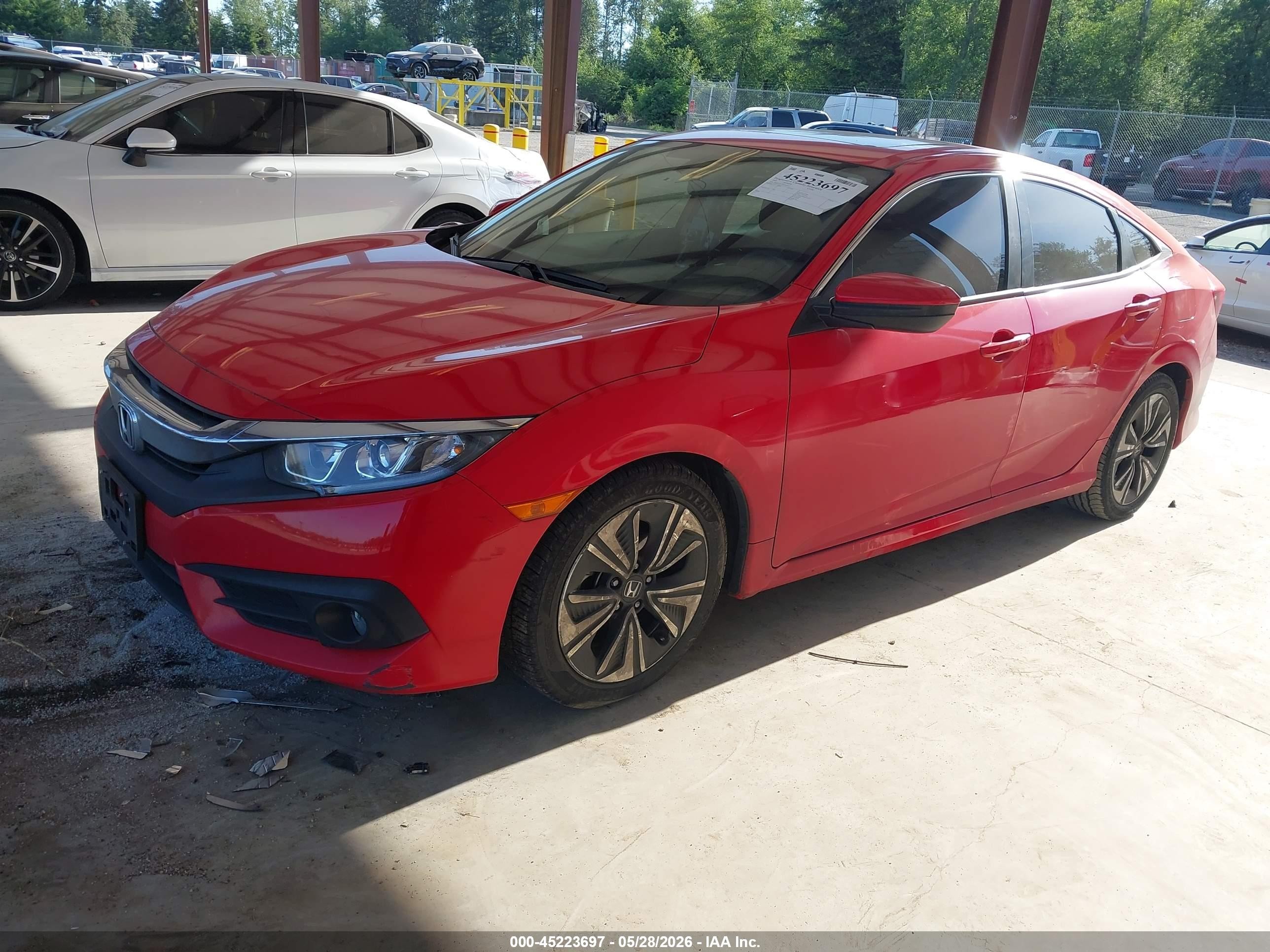 2018 Honda Civic Ex-t Red vin: JHMFC1F33JX041125