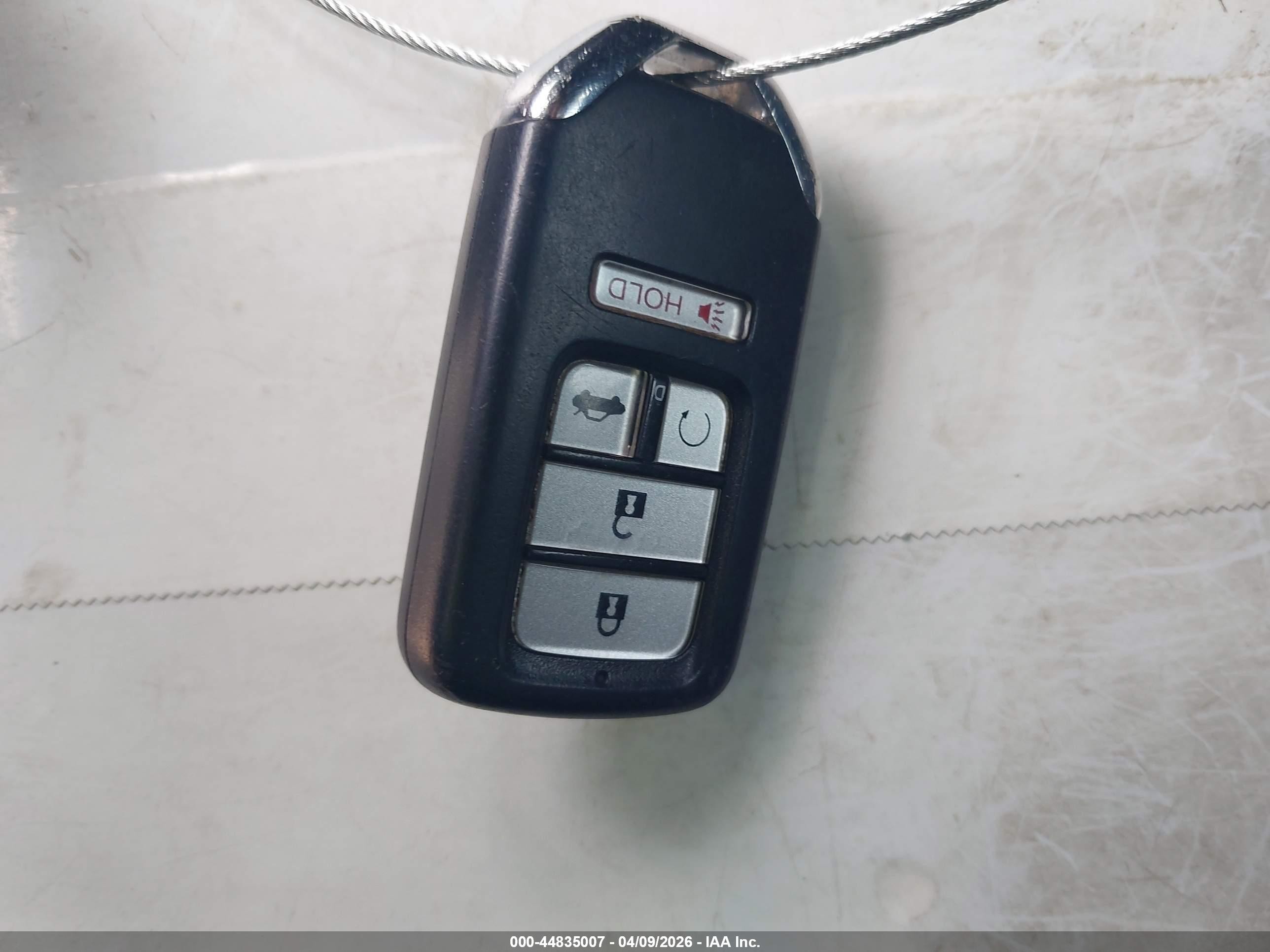 2018 Honda Civic Ex-t White vin: JHMFC1F33JX041724