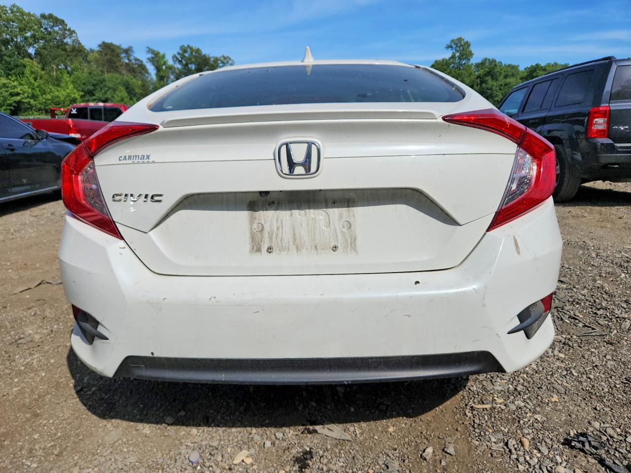 2018 Honda Civic Ex White vin: JHMFC1F34JX003077