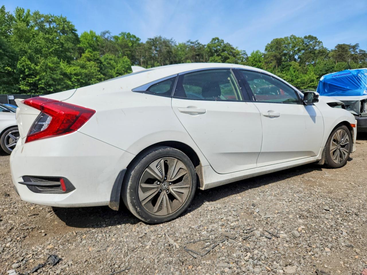 2018 Honda Civic Ex White vin: JHMFC1F34JX003077