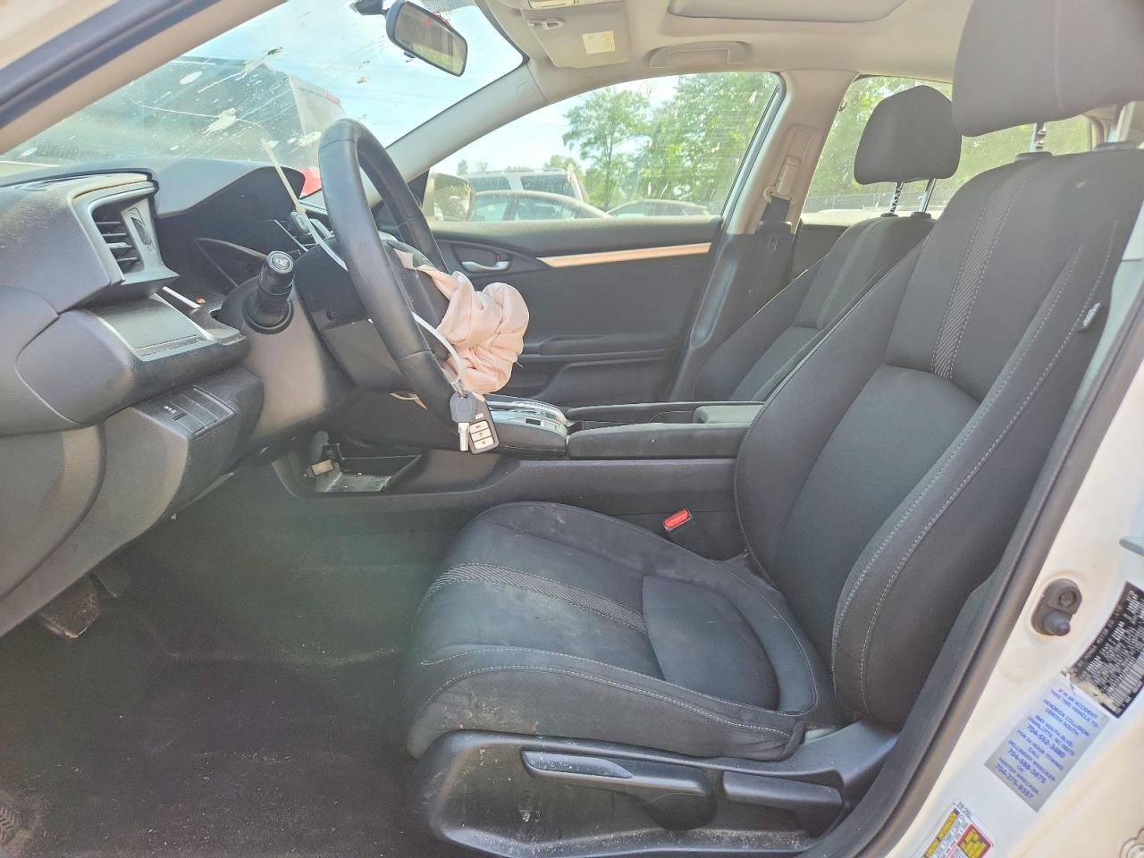 2018 Honda Civic Ex White vin: JHMFC1F34JX003077