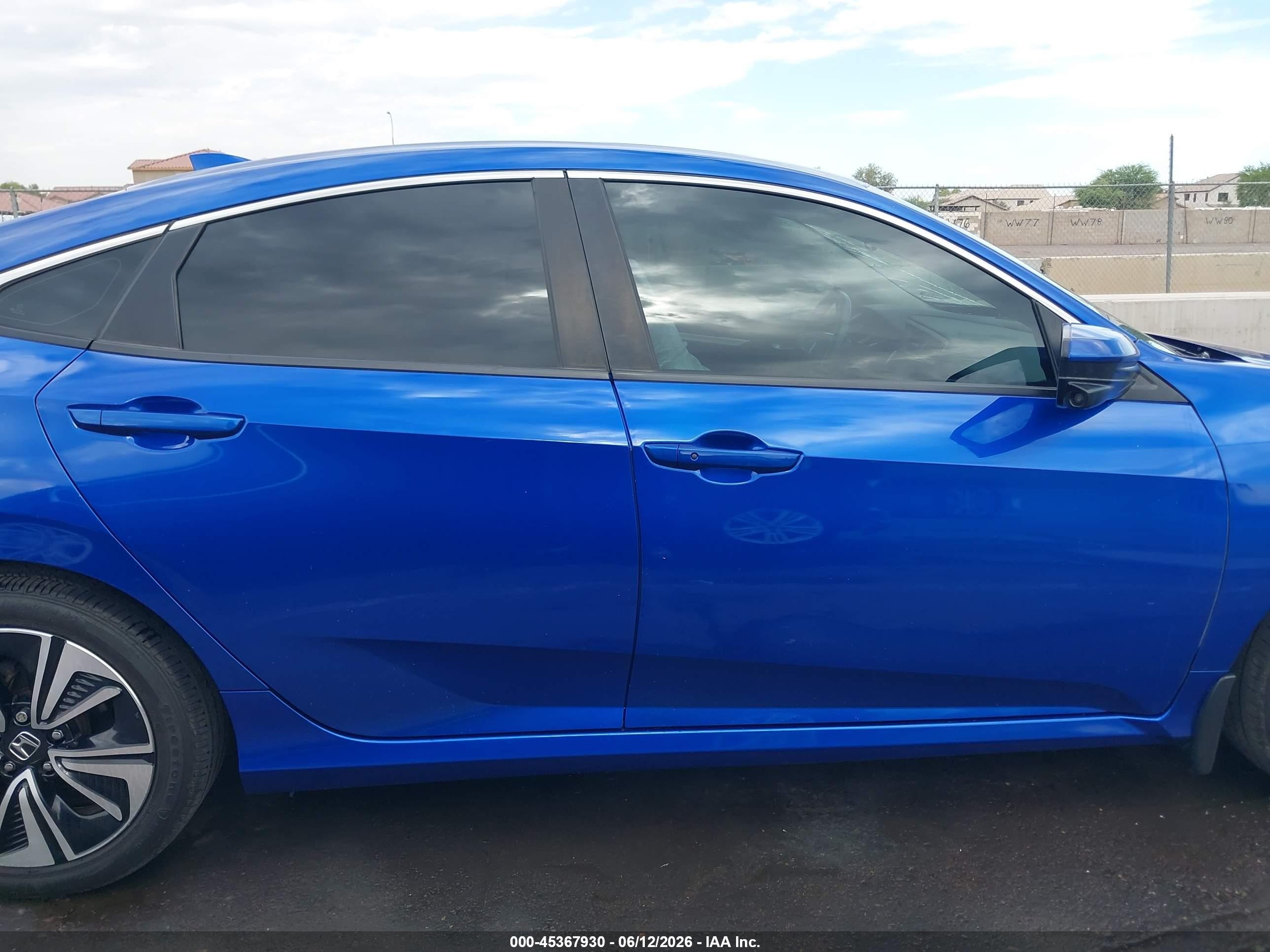2018 Honda Civic Ex-t Синий vin: JHMFC1F35JX035360