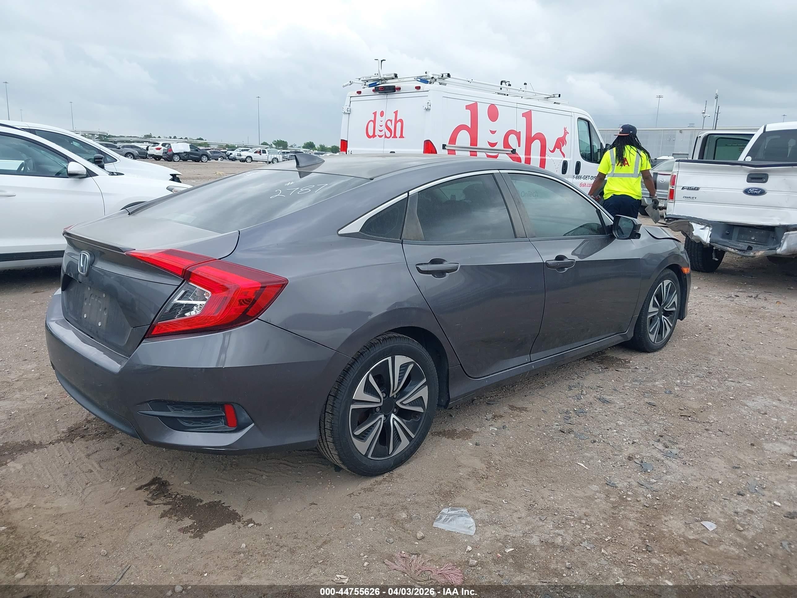 2018 Honda Civic Ex-t Серый vin: JHMFC1F3XJX042787
