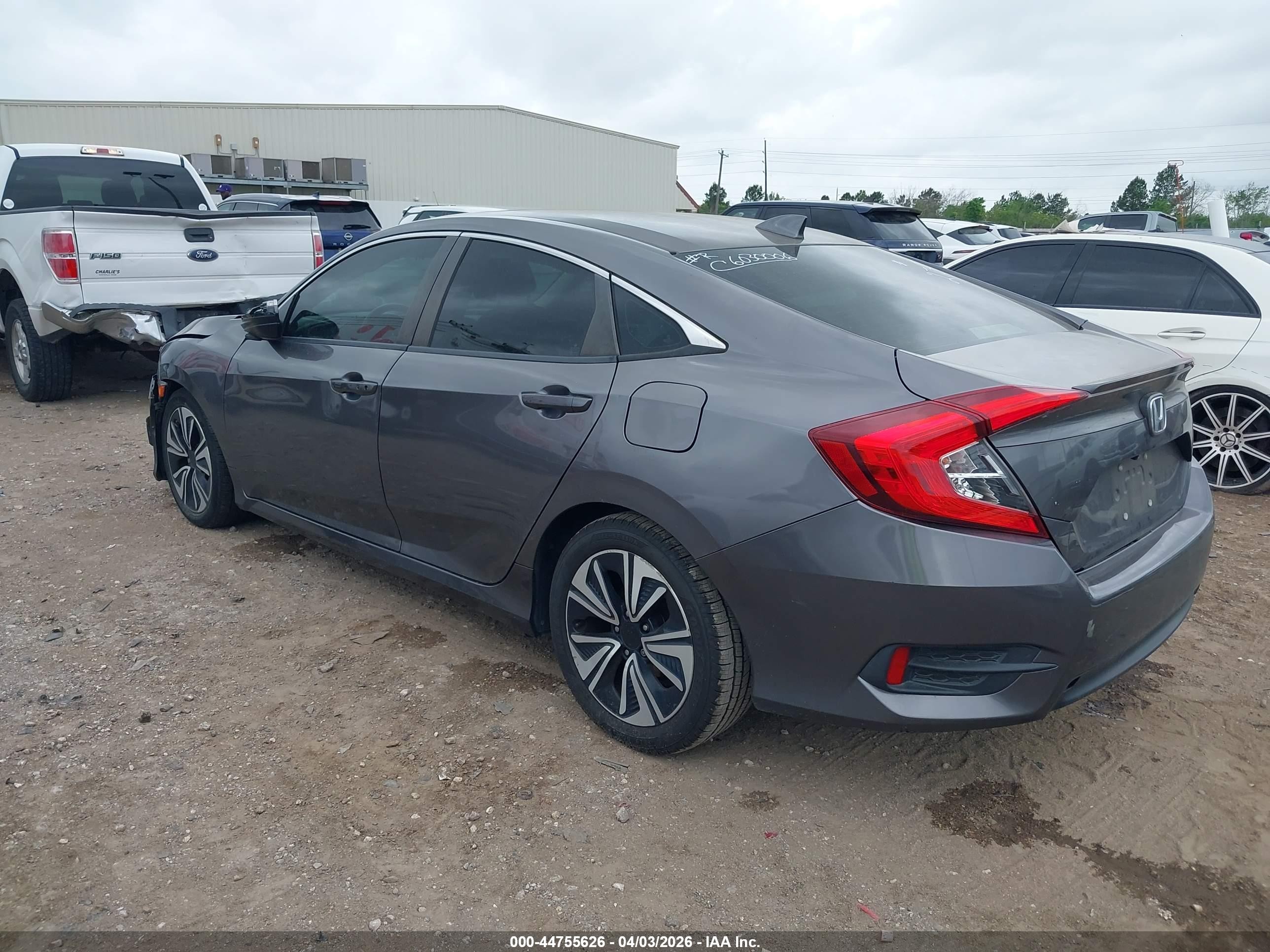 2018 Honda Civic Ex-t Серый vin: JHMFC1F3XJX042787