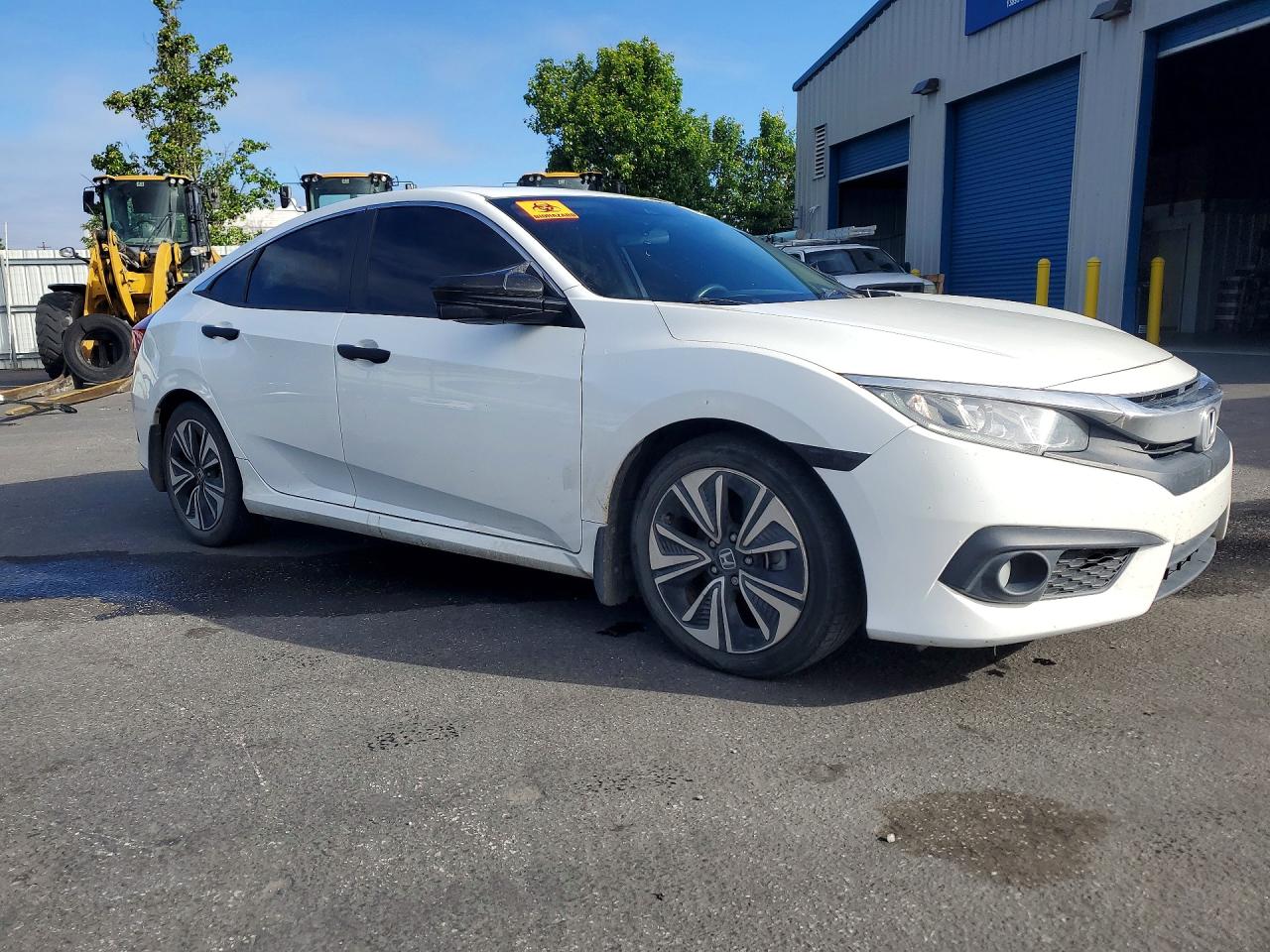 2018 Honda Civic Ex Белый vin: JHMFC1F40JX007135