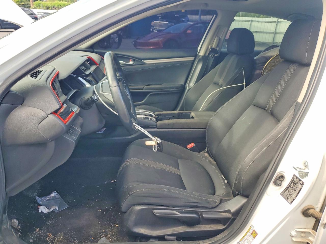 2018 Honda Civic Ex Белый vin: JHMFC1F40JX007135