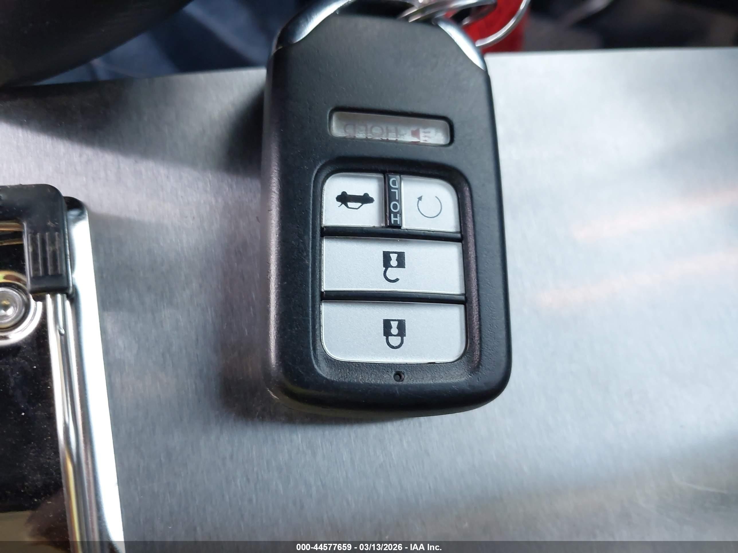 2018 Honda Civic Ex-l White vin: JHMFC1F72JX010063