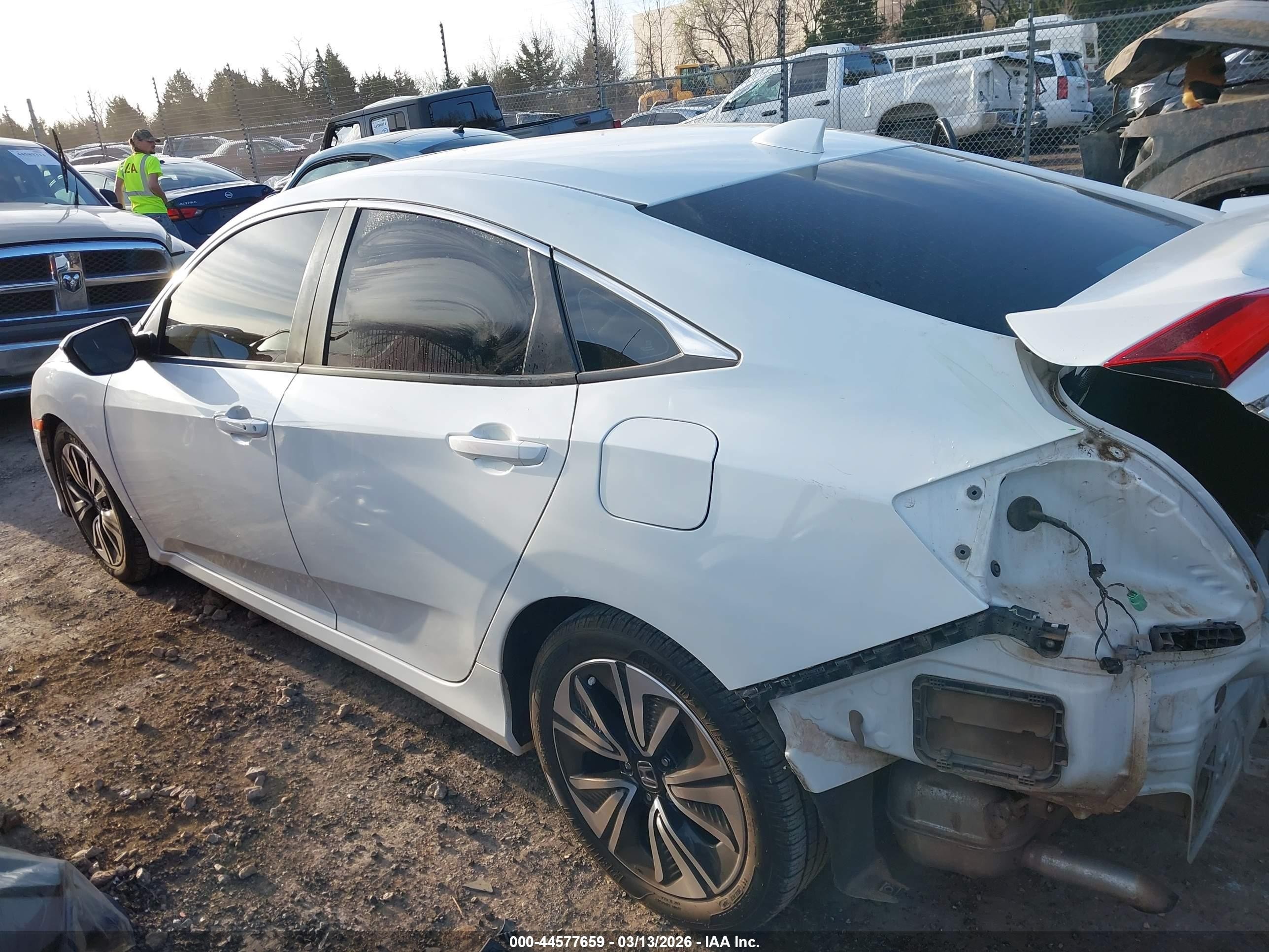 2018 Honda Civic Ex-l White vin: JHMFC1F72JX010063