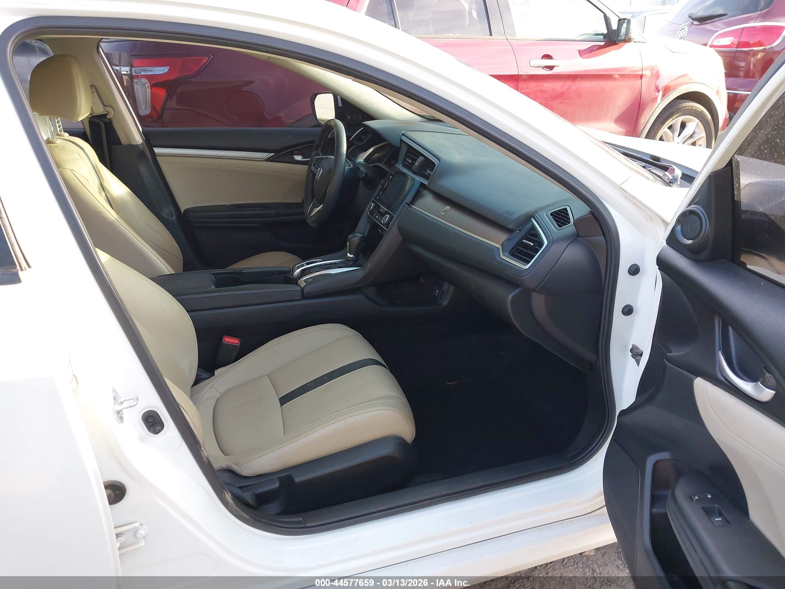 2018 Honda Civic Ex-l White vin: JHMFC1F72JX010063