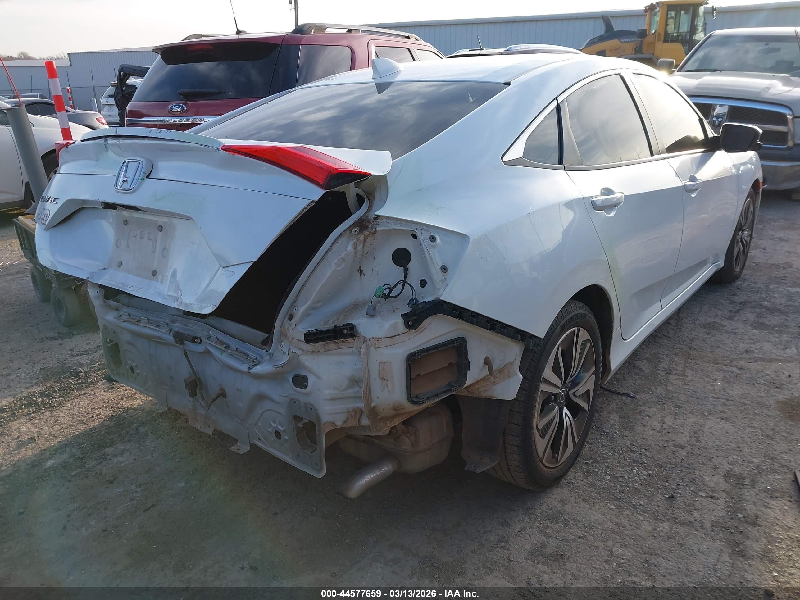 2018 Honda Civic Ex-l White vin: JHMFC1F72JX010063