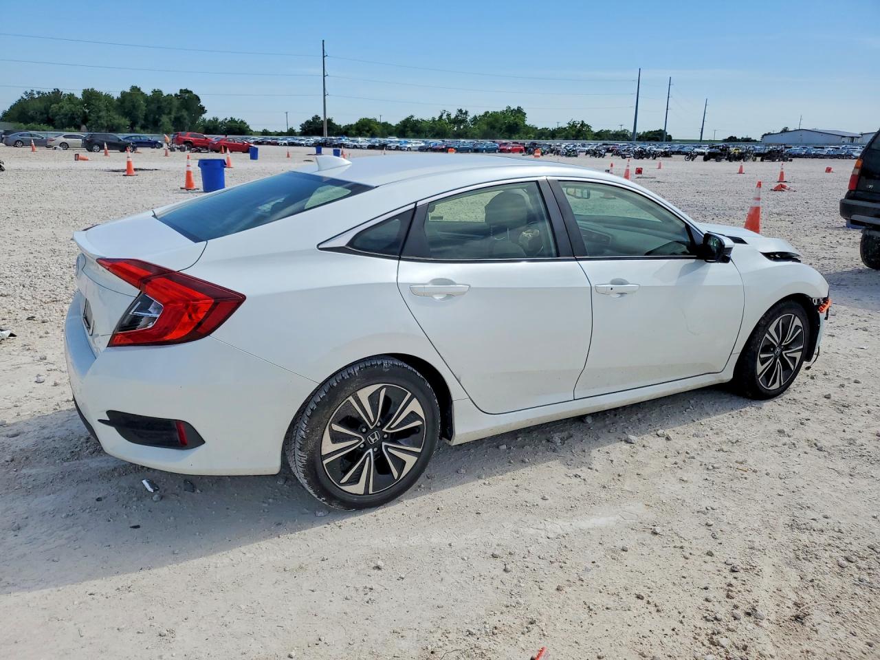 2018 Honda Civic Exl White vin: JHMFC1F79JX019682