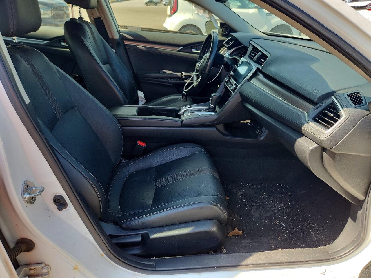 2019 Honda Civic Exl White vin: JHMFC1F7XKX010331