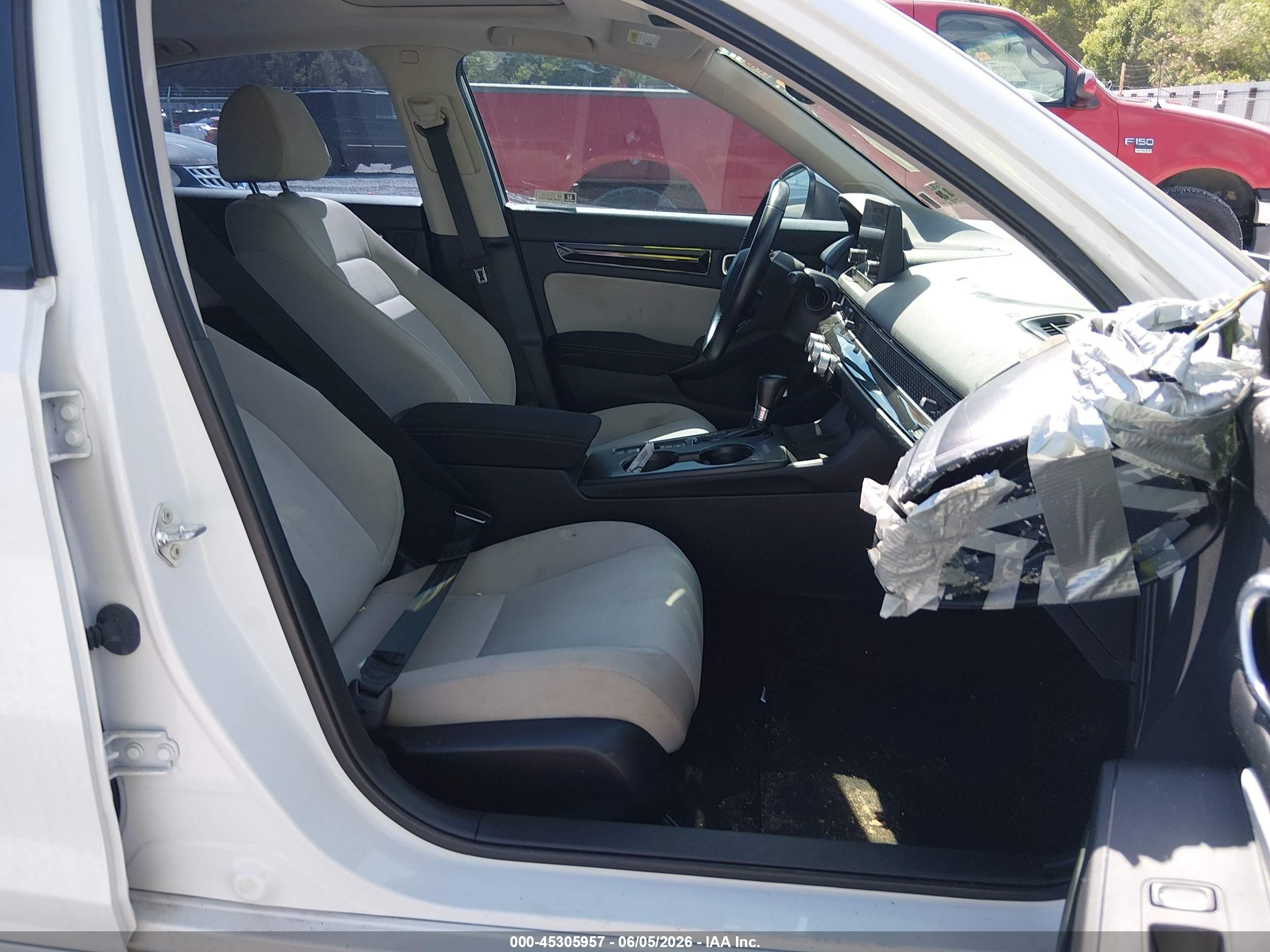 2022 Honda Civic Ex White vin: JHMFE1F76NX002550