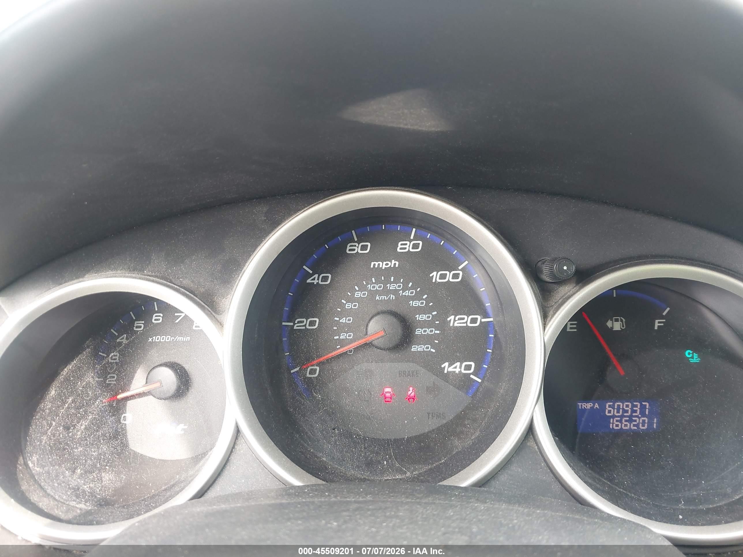 2008 Honda Fit   Silver vin: JHMGD37418S071364