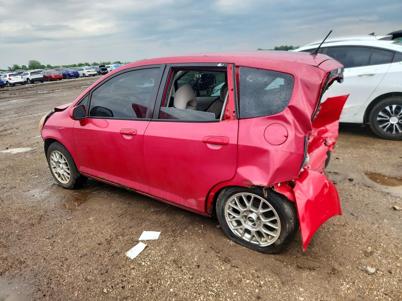 2007 Honda Fit Красный vin: JHMGD37447S003896