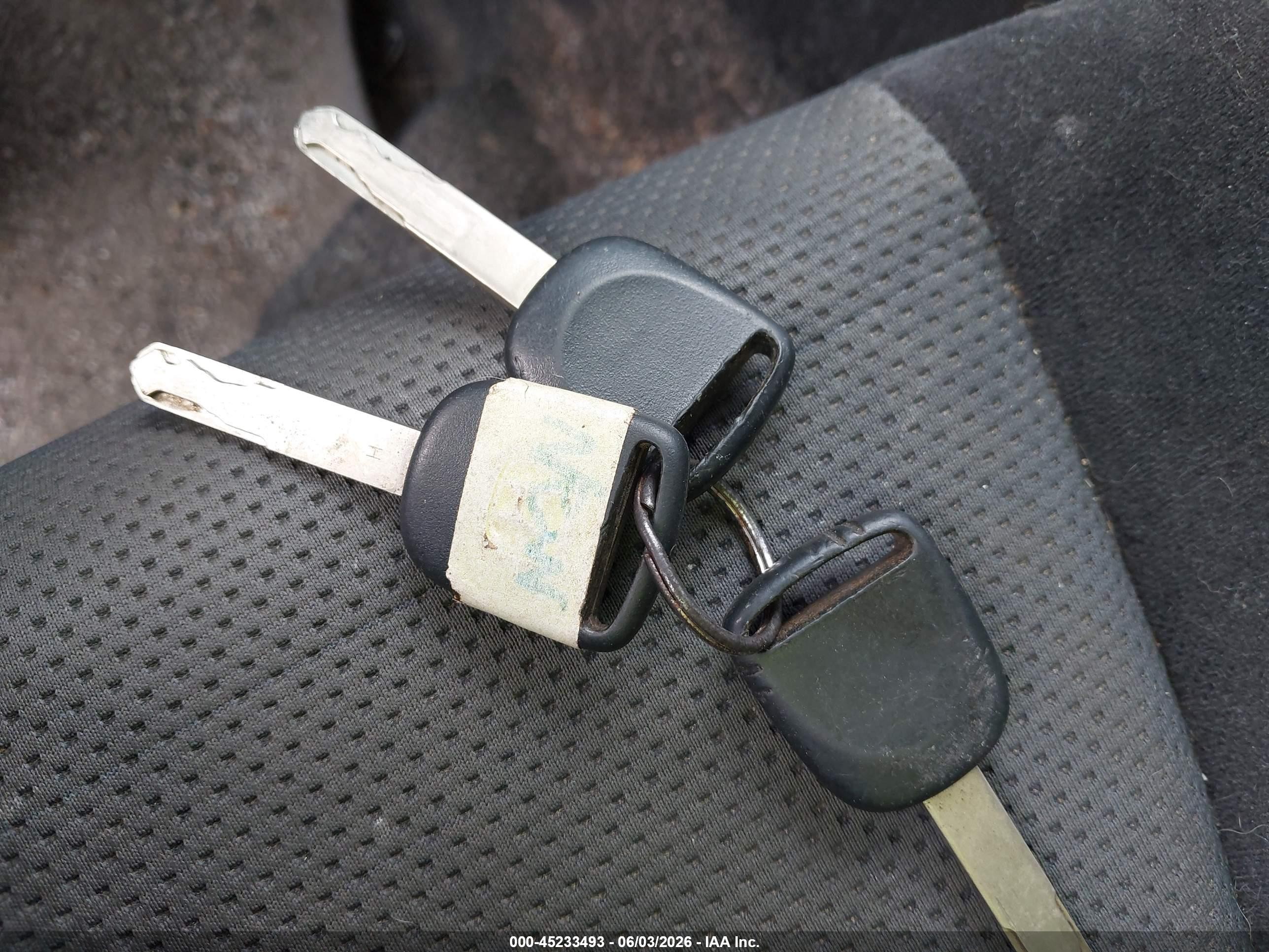 2007 Honda Fit   Серебряный vin: JHMGD37457S000506