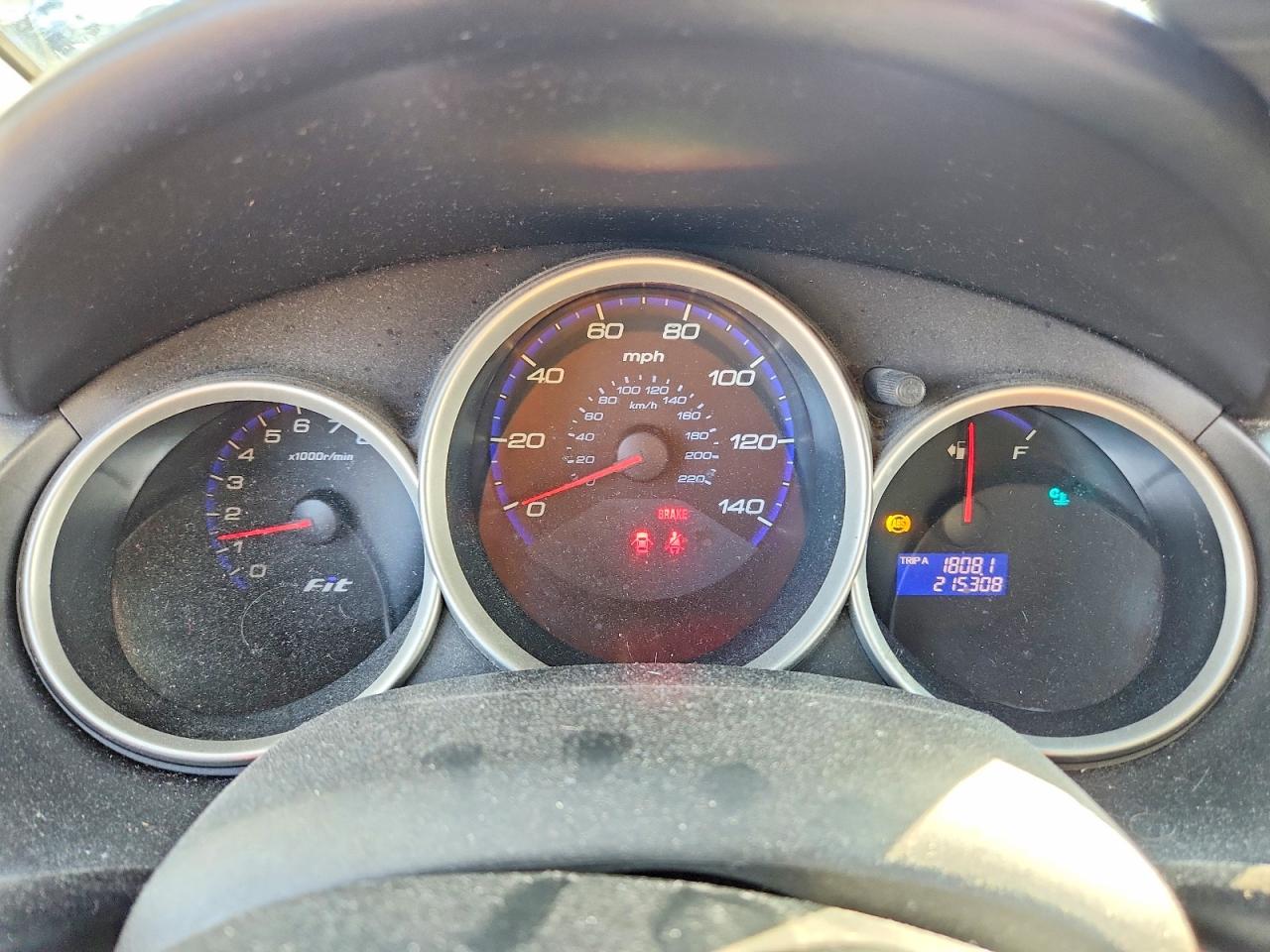 2007 Honda Fit Silver vin: JHMGD37487S043432