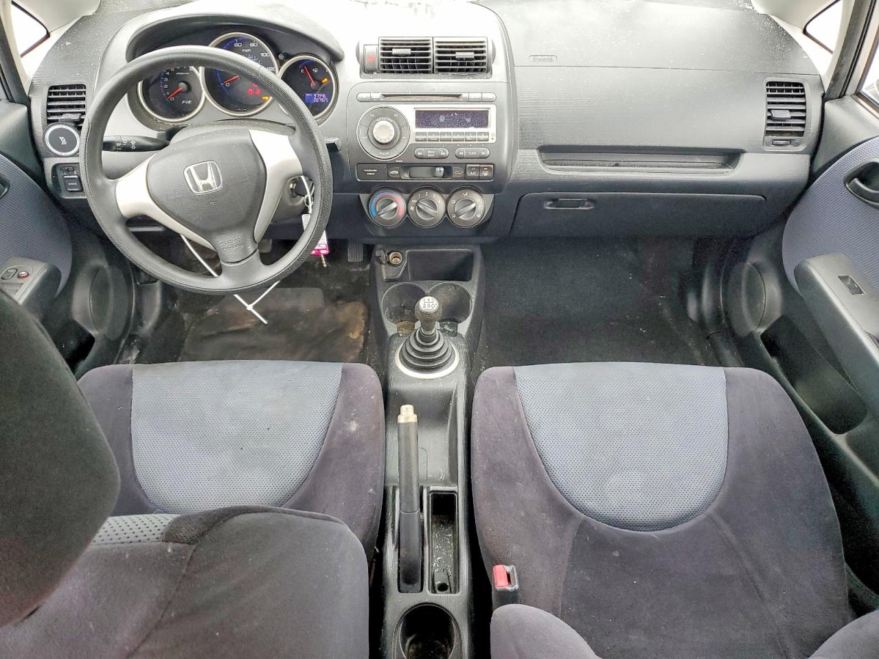 2008 Honda Fit Silver vin: JHMGD37488S005491