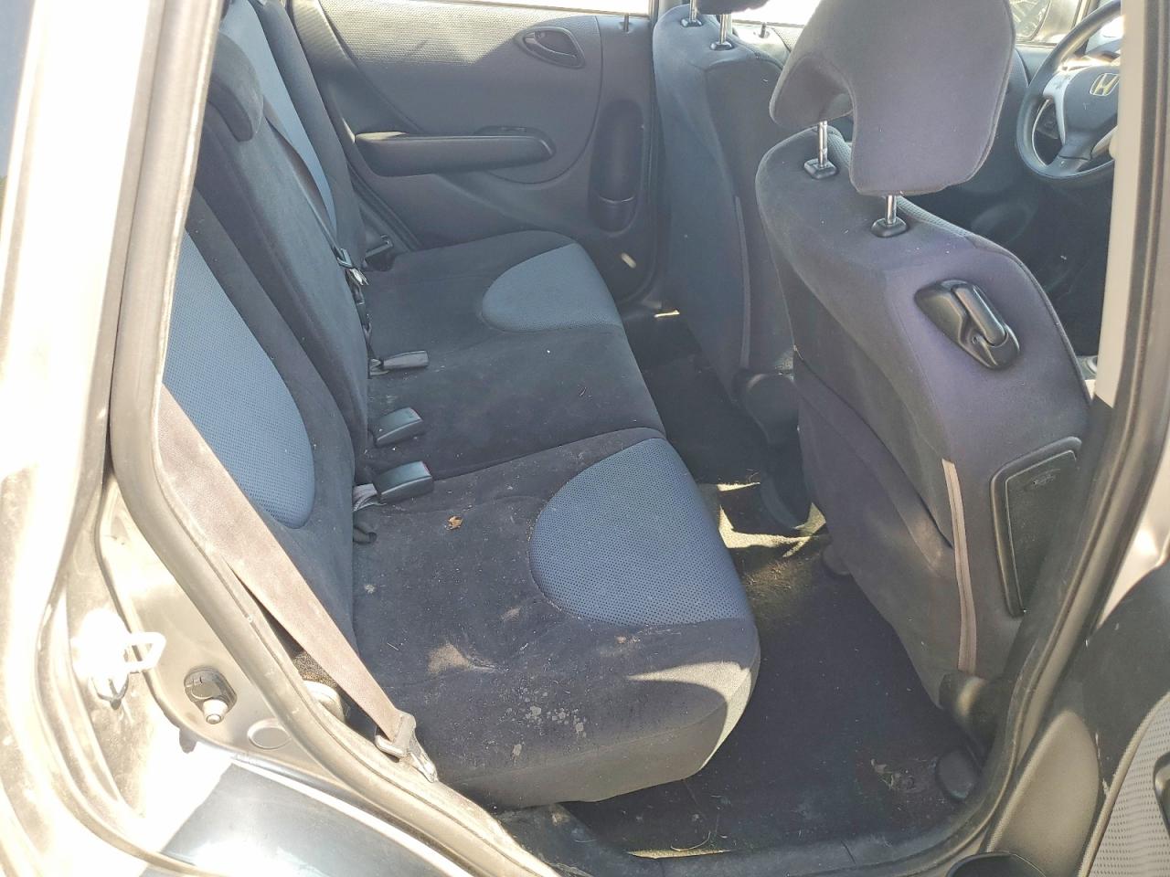 2008 Honda Fit Серебряный vin: JHMGD374X8S069502