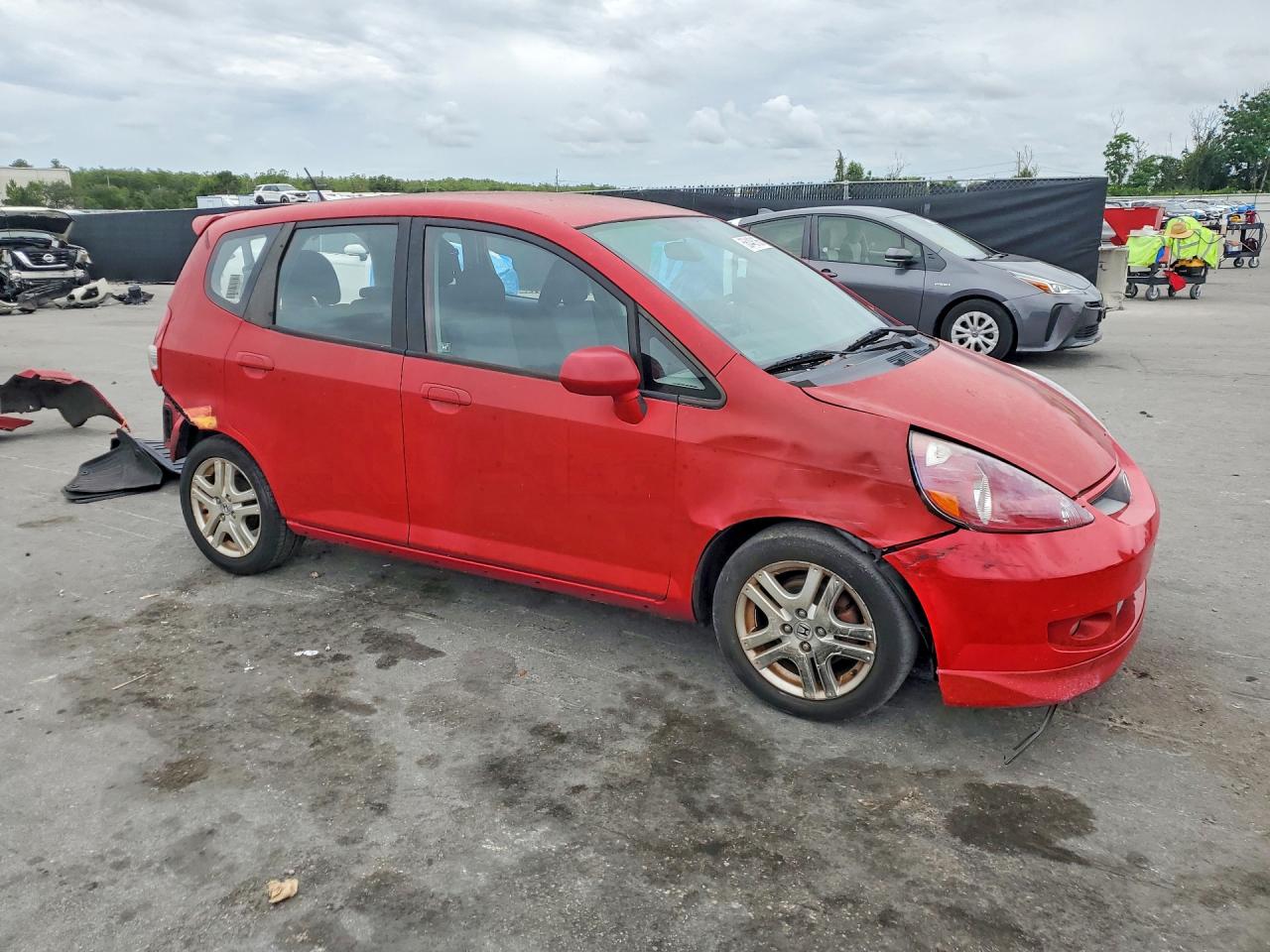 2007 Honda Fit S Red vin: JHMGD37617S006630