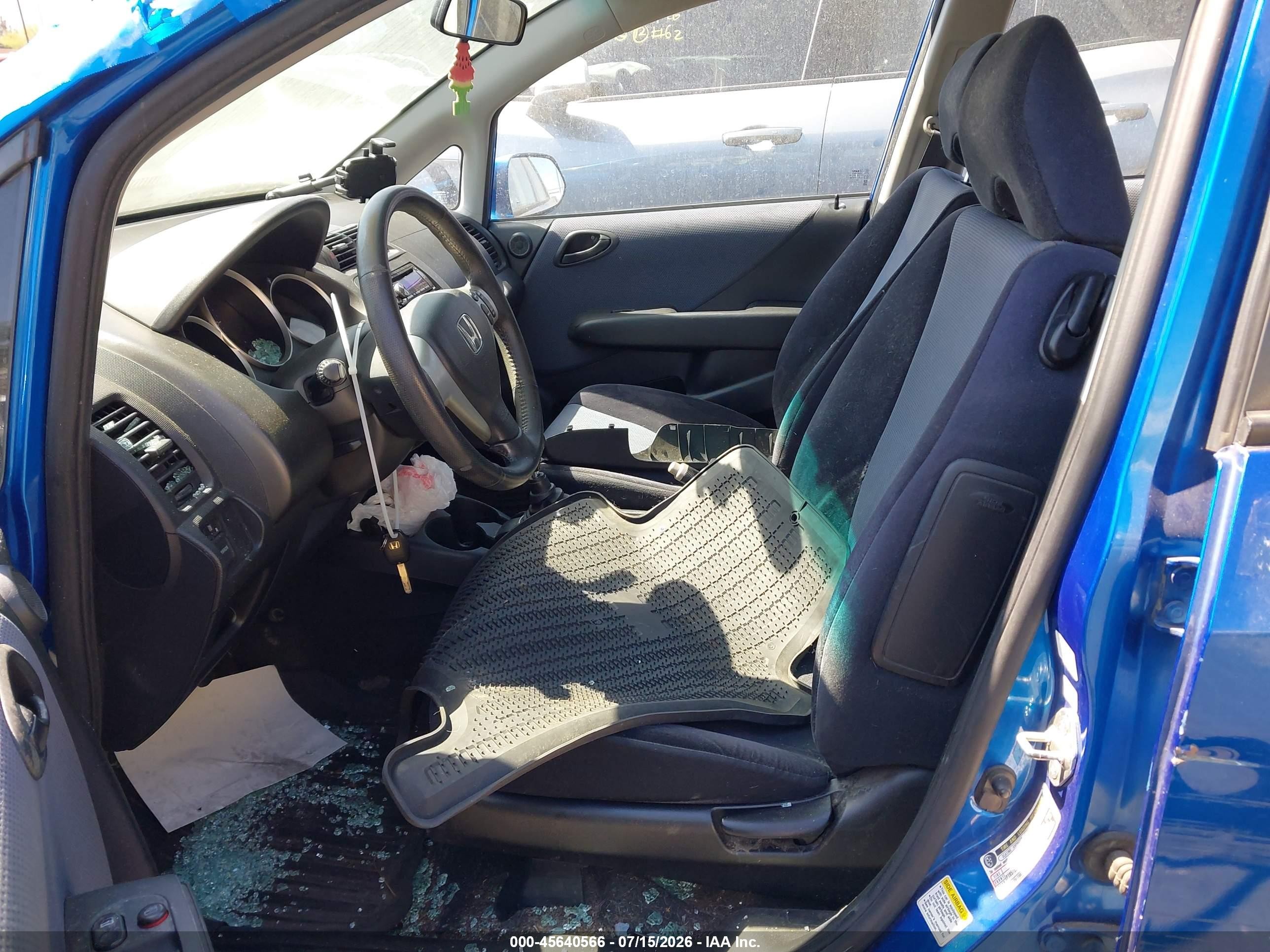 2008 Honda Fit Sport Blue vin: JHMGD37628S003334