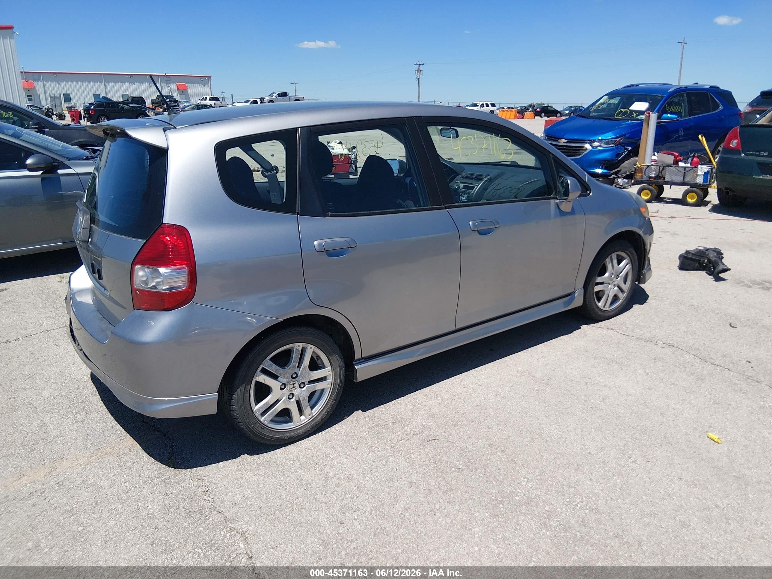 2008 Honda Fit Sport Серебряный vin: JHMGD37628S011353
