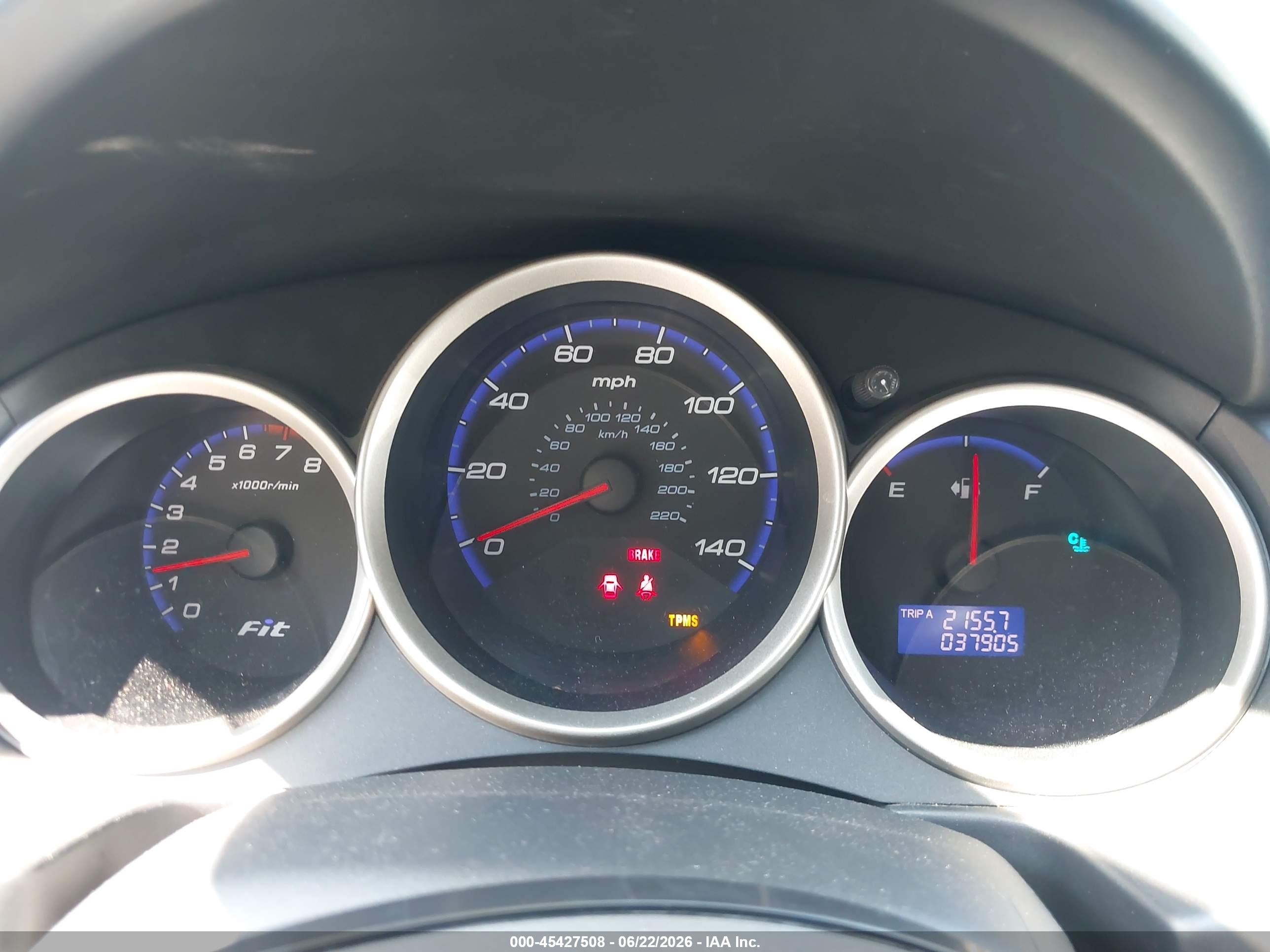 2008 Honda Fit Sport Silver vin: JHMGD37628S012227