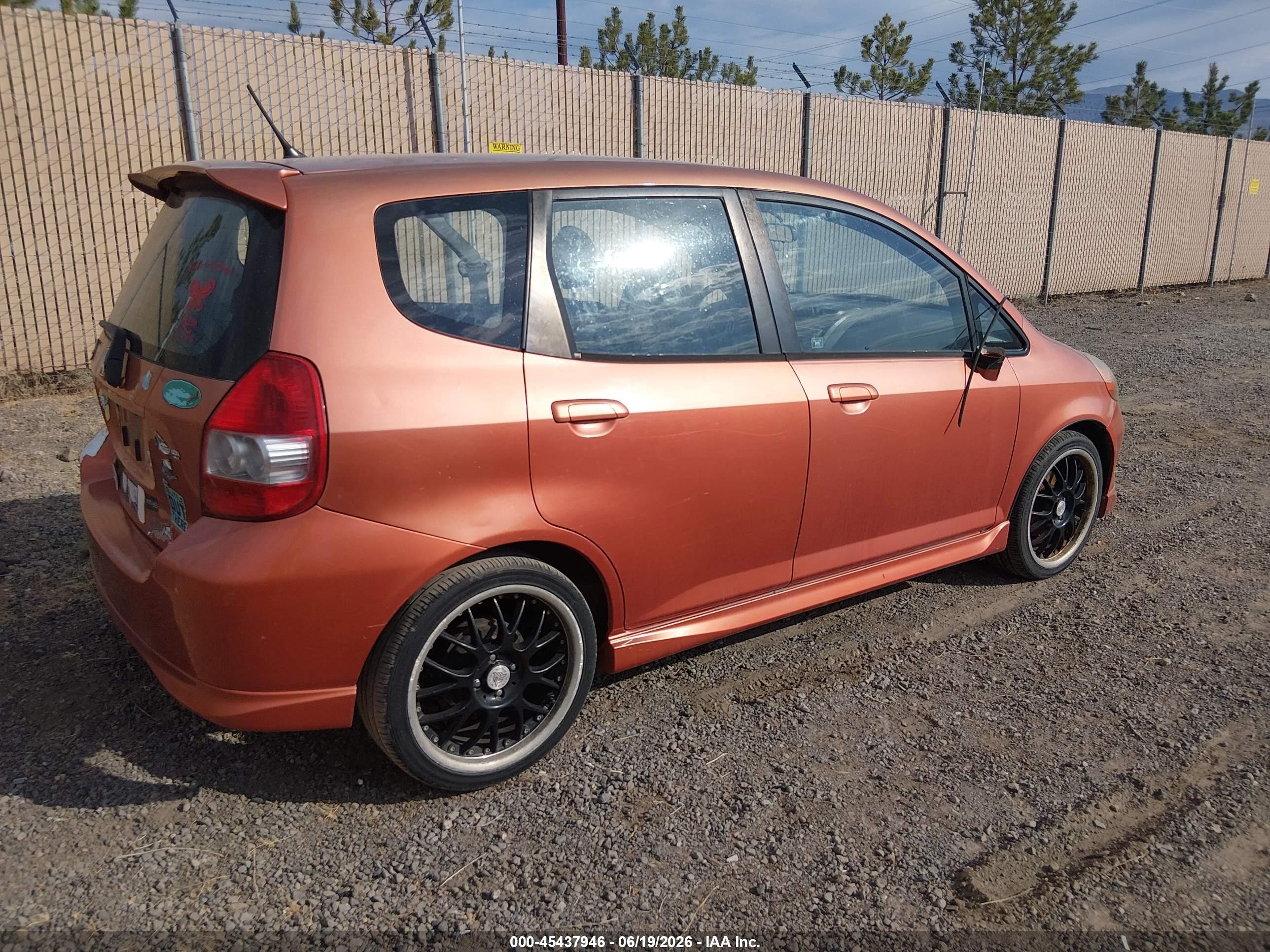 2007 Honda Fit Sport Orange vin: JHMGD37637S053030