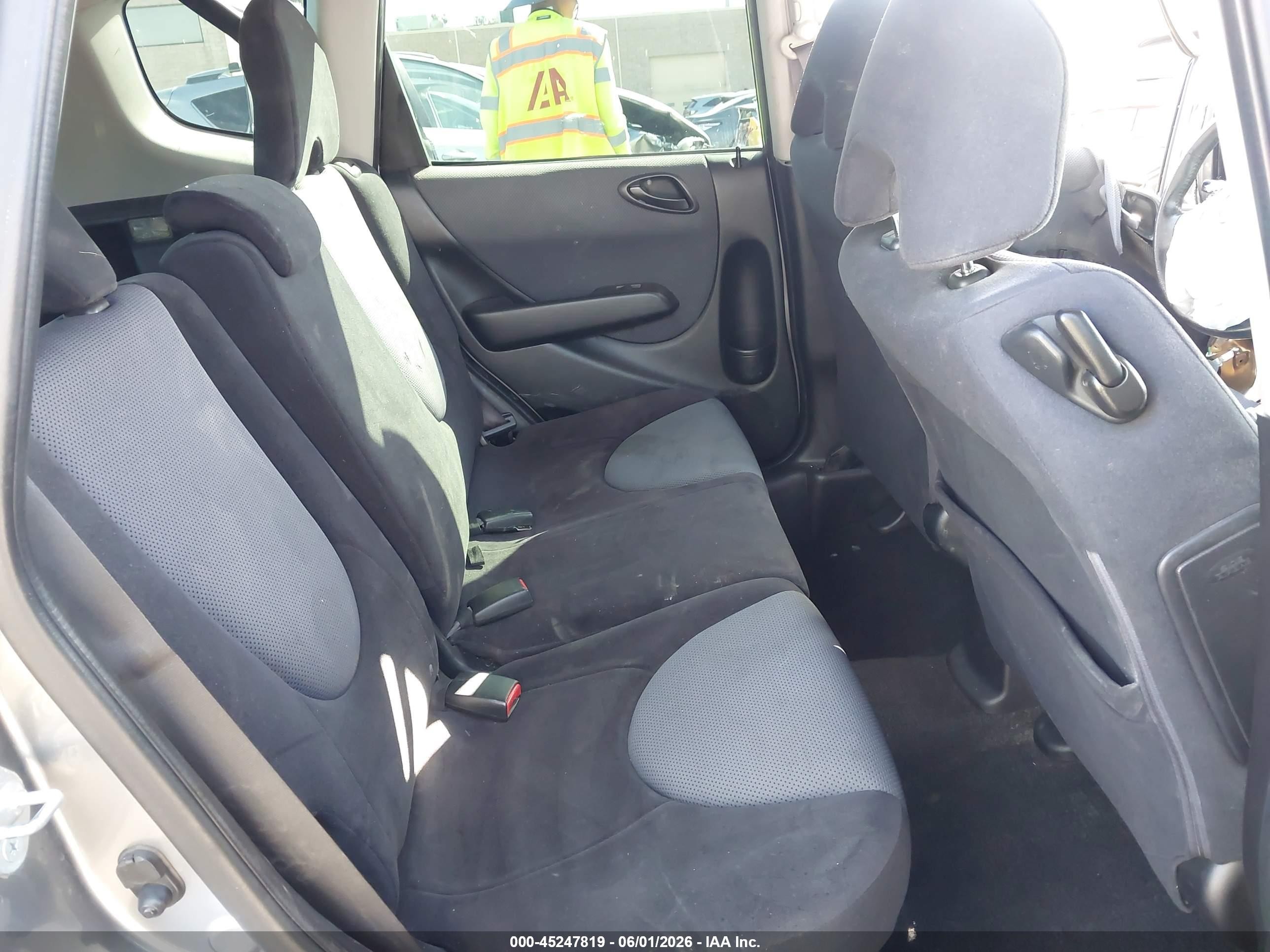 2007 Honda Fit Sport Gray vin: JHMGD37647S004371