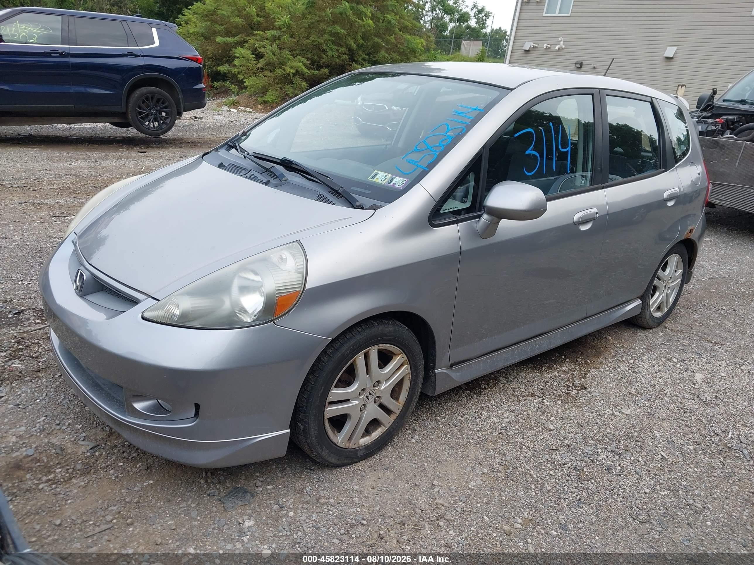 2007 Honda Fit Sport Silver vin: JHMGD37657S056673
