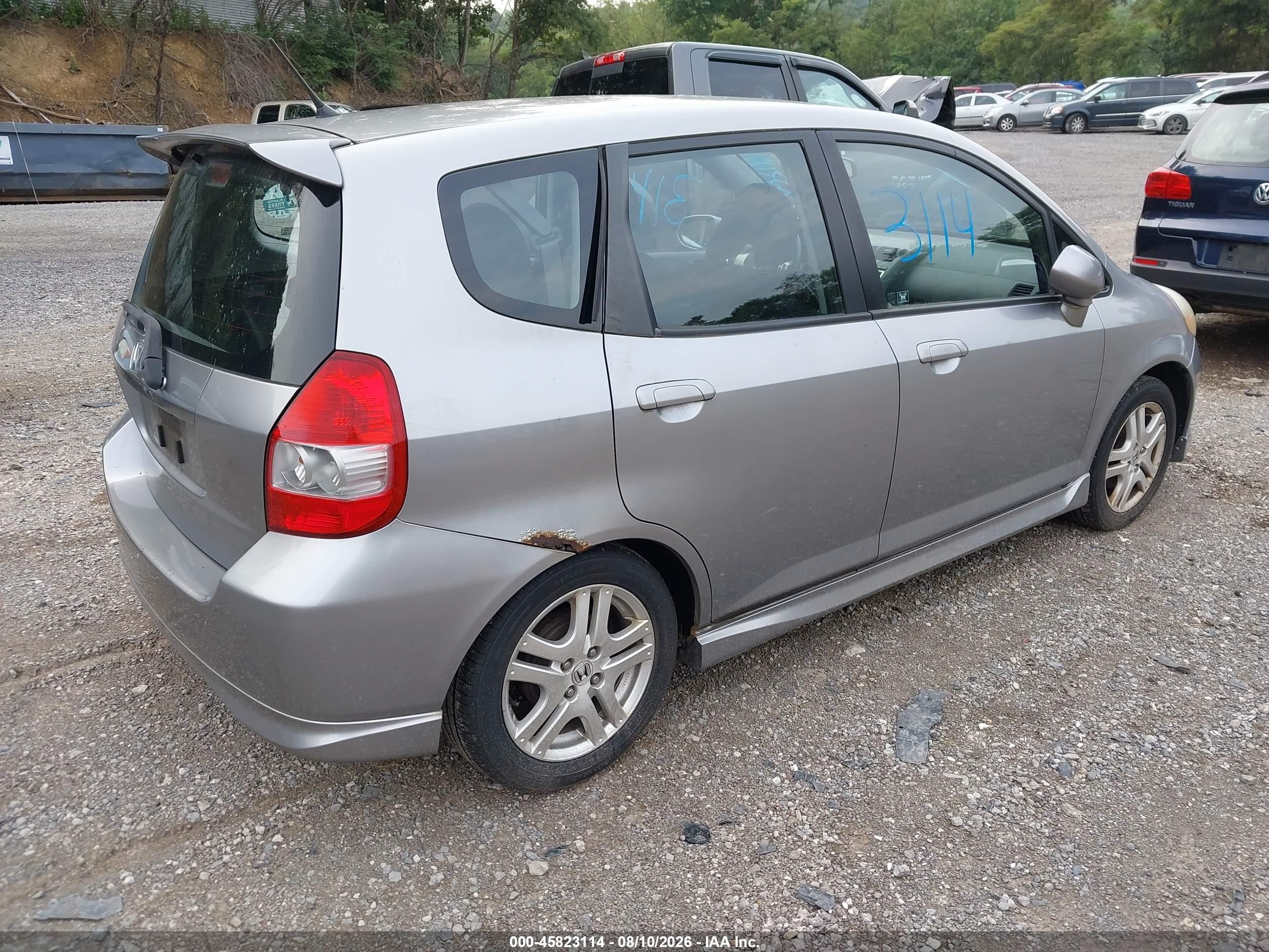 2007 Honda Fit Sport Silver vin: JHMGD37657S056673