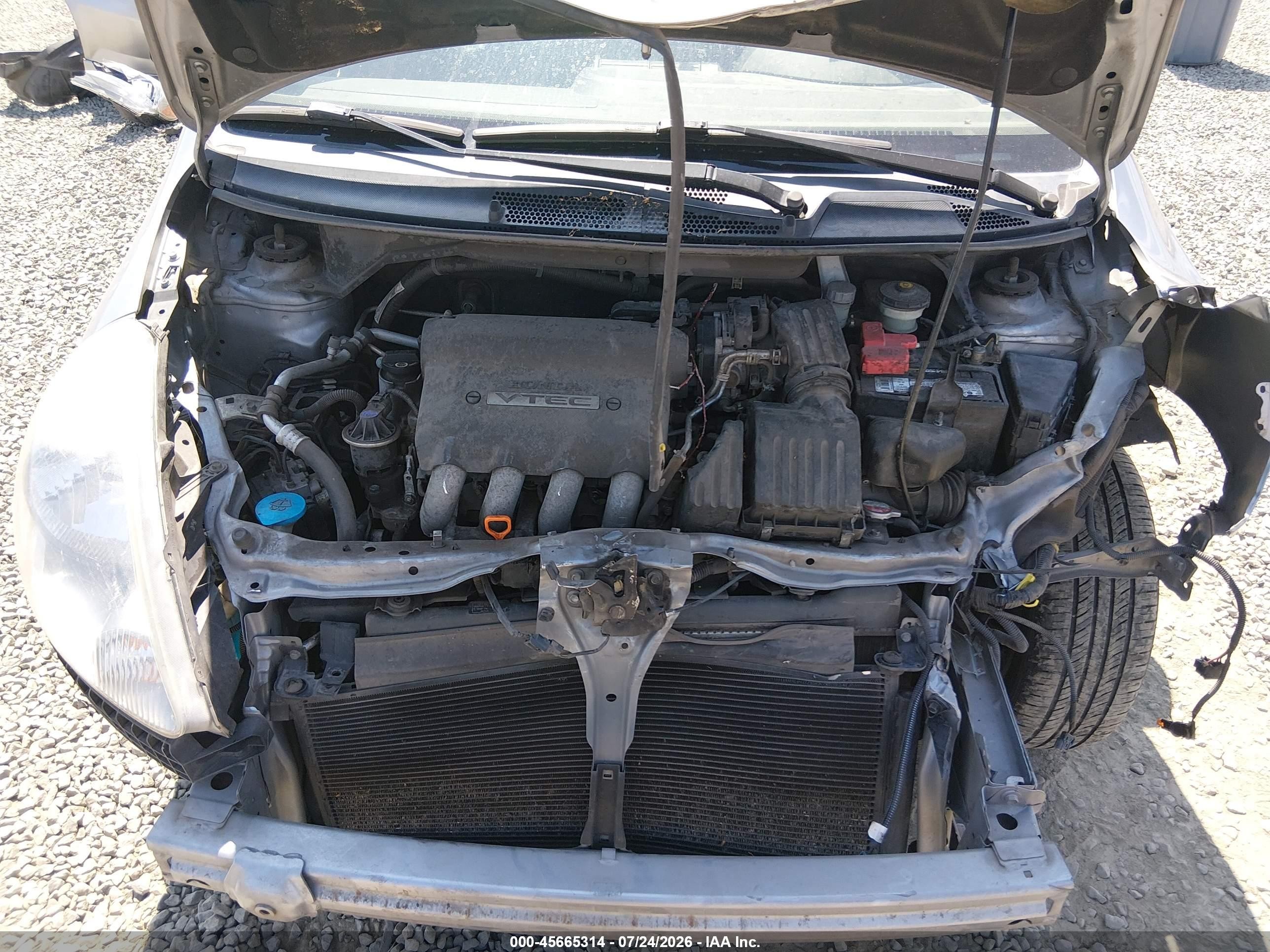 2008 Honda Fit Sport Silver vin: JHMGD37658S036098