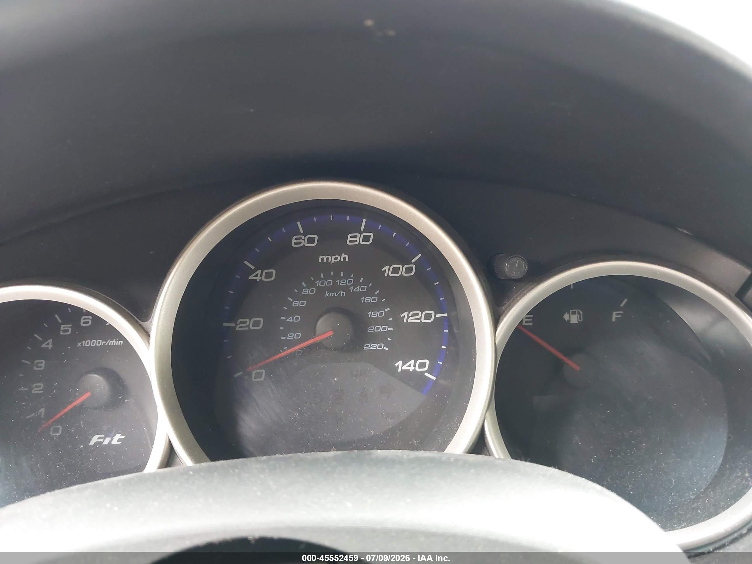2008 Honda Fit Sport Silver vin: JHMGD37688S012233