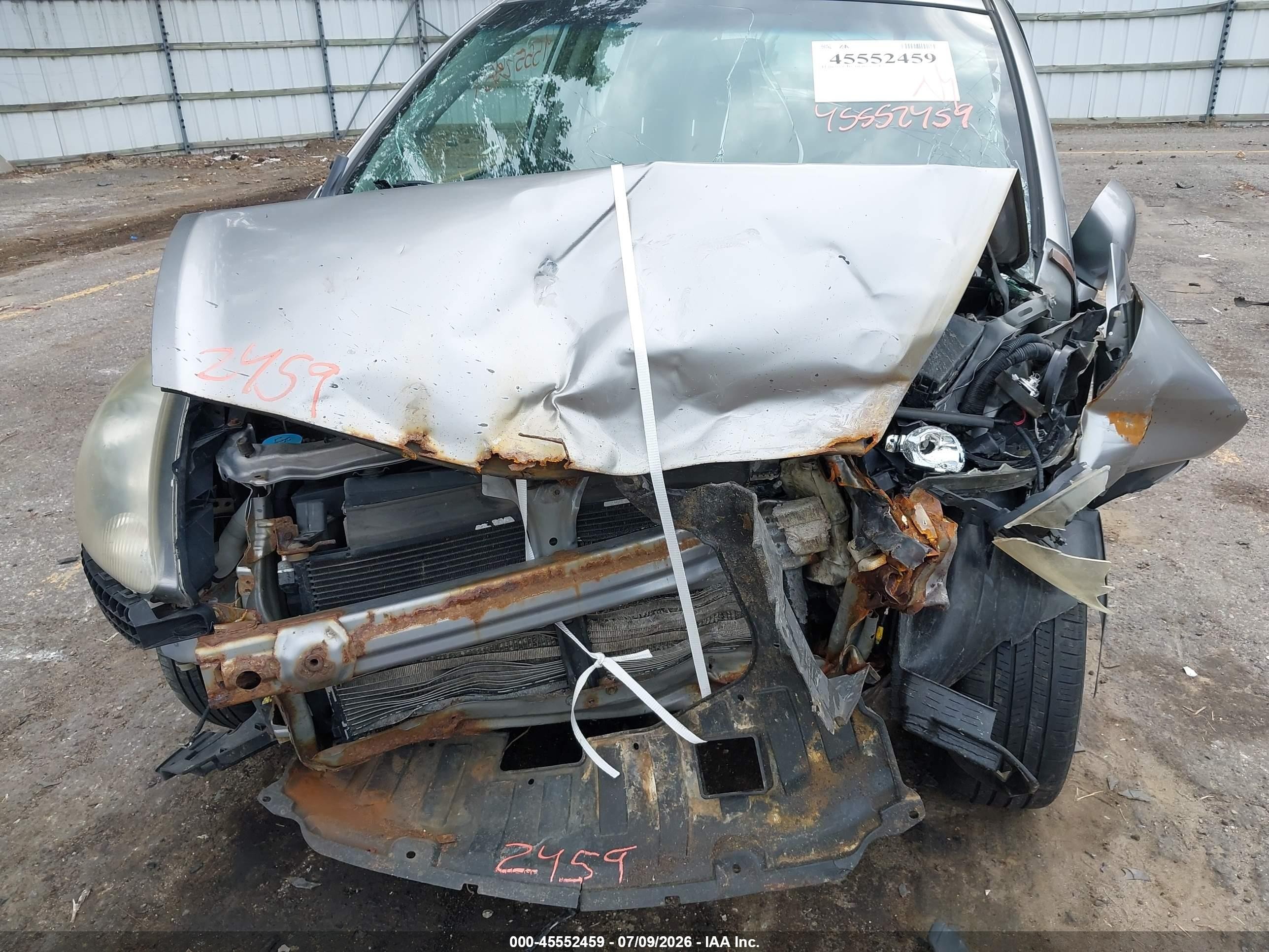 2008 Honda Fit Sport Silver vin: JHMGD37688S012233