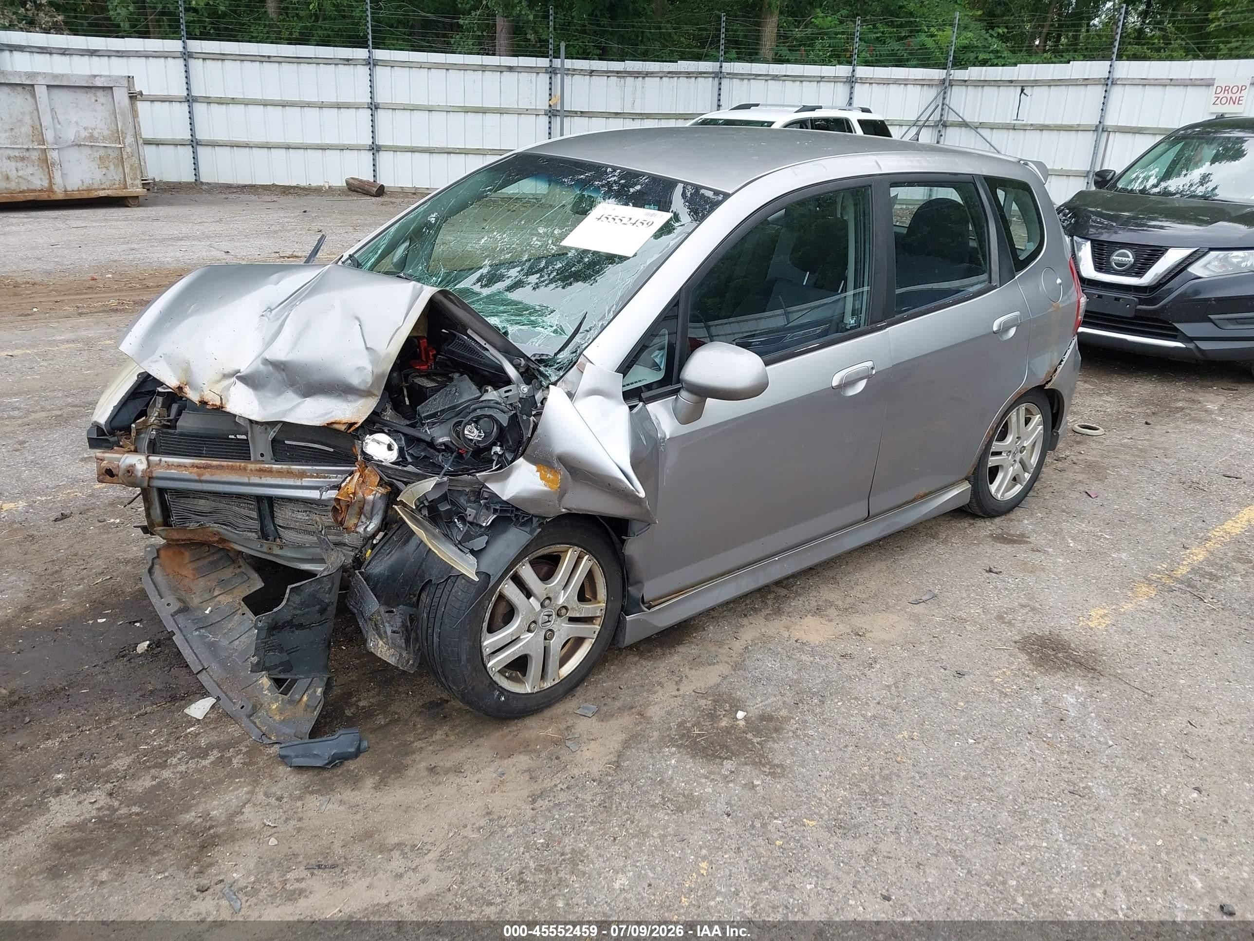 2008 Honda Fit Sport Silver vin: JHMGD37688S012233