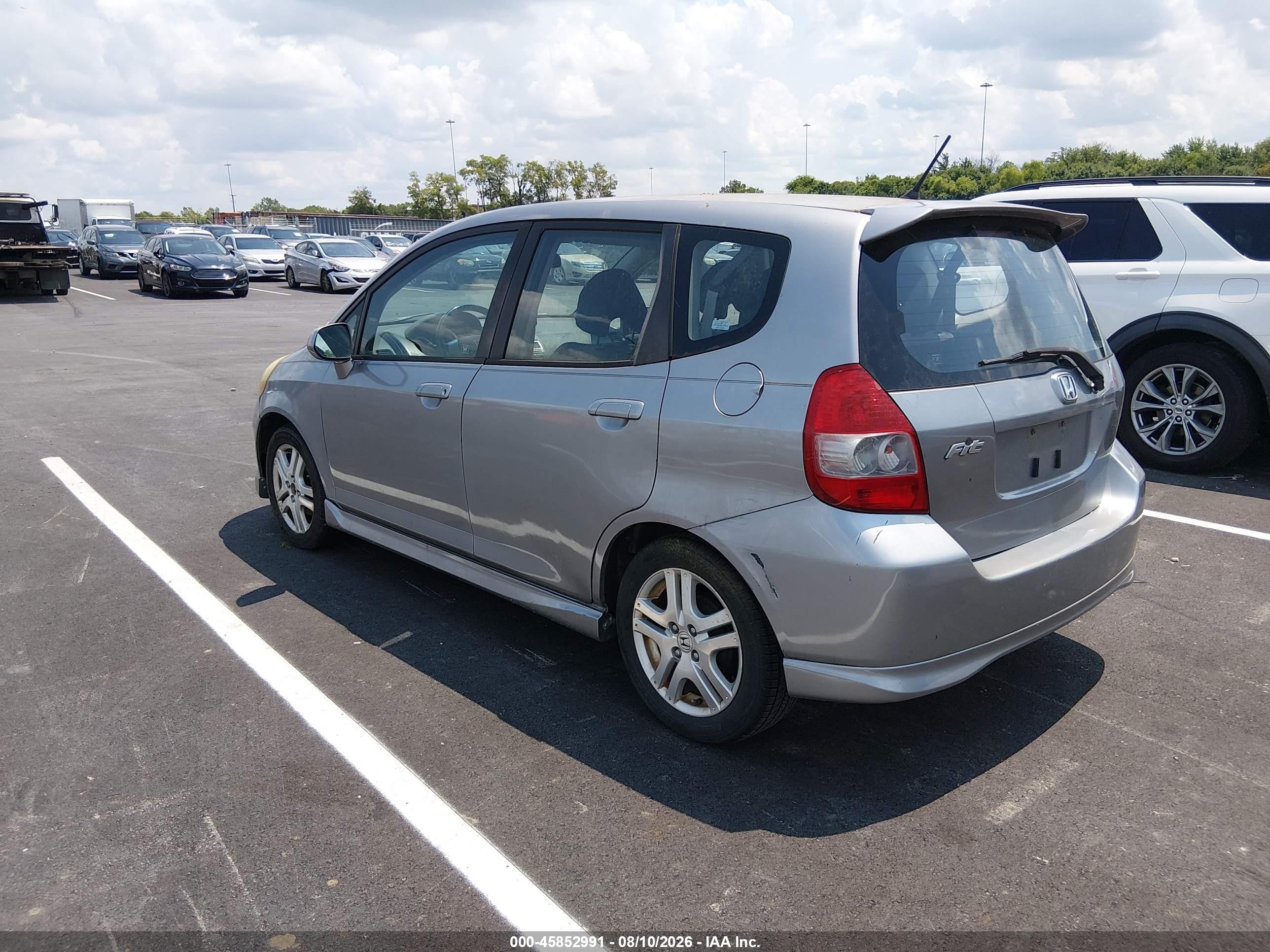 2008 Honda Fit Sport Серебряный vin: JHMGD37698S049906