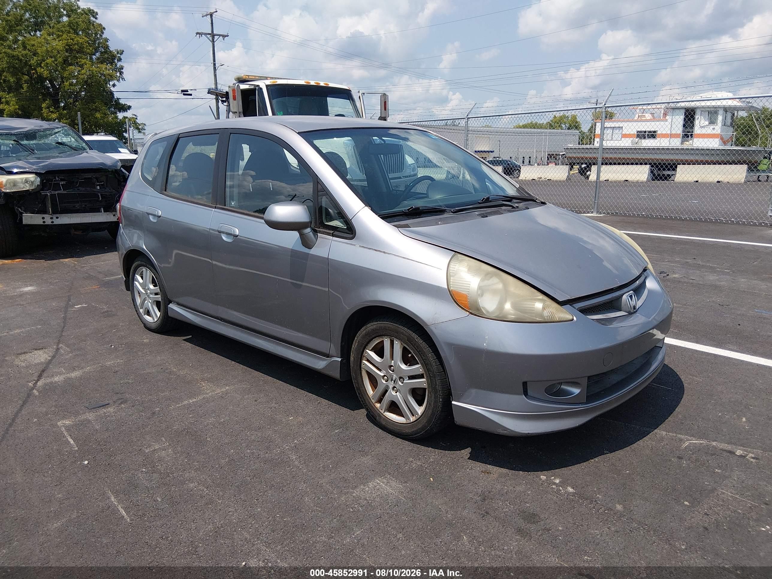 2008 Honda Fit Sport Серебряный vin: JHMGD37698S049906
