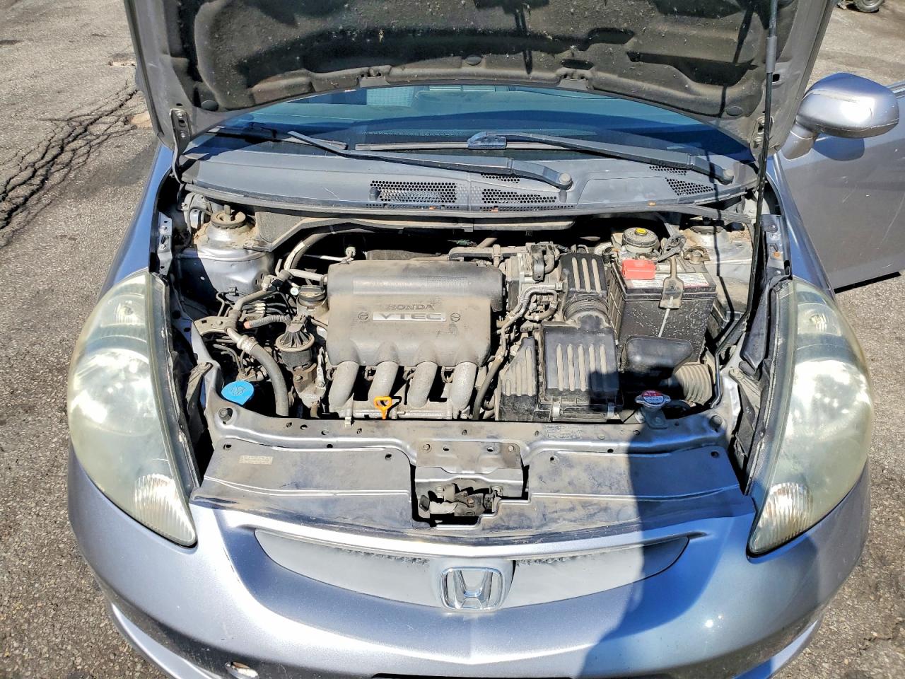 2008 Honda Fit Серебряный vin: JHMGD38408S027225