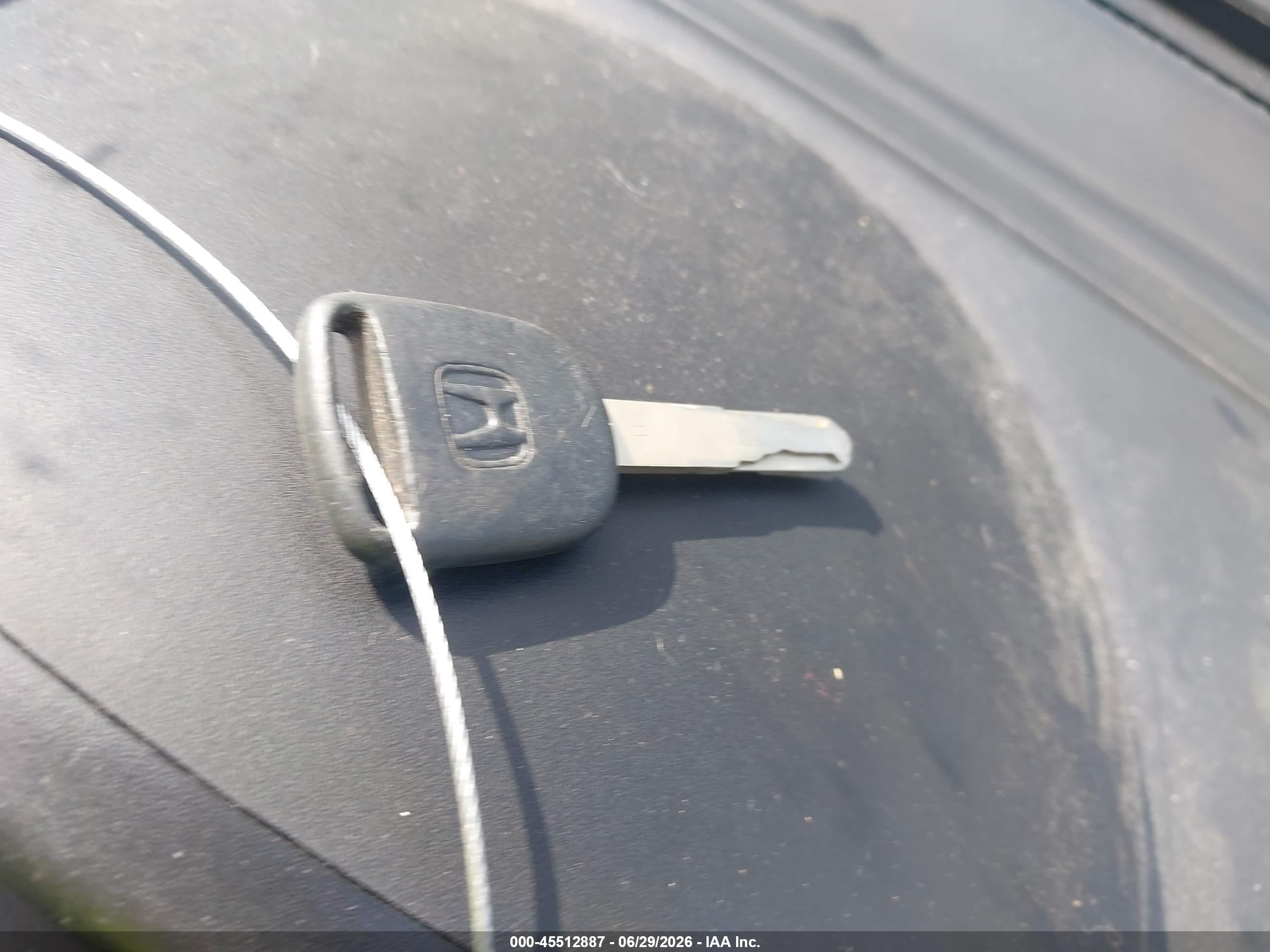 2007 Honda Fit   Silver vin: JHMGD38417S014482