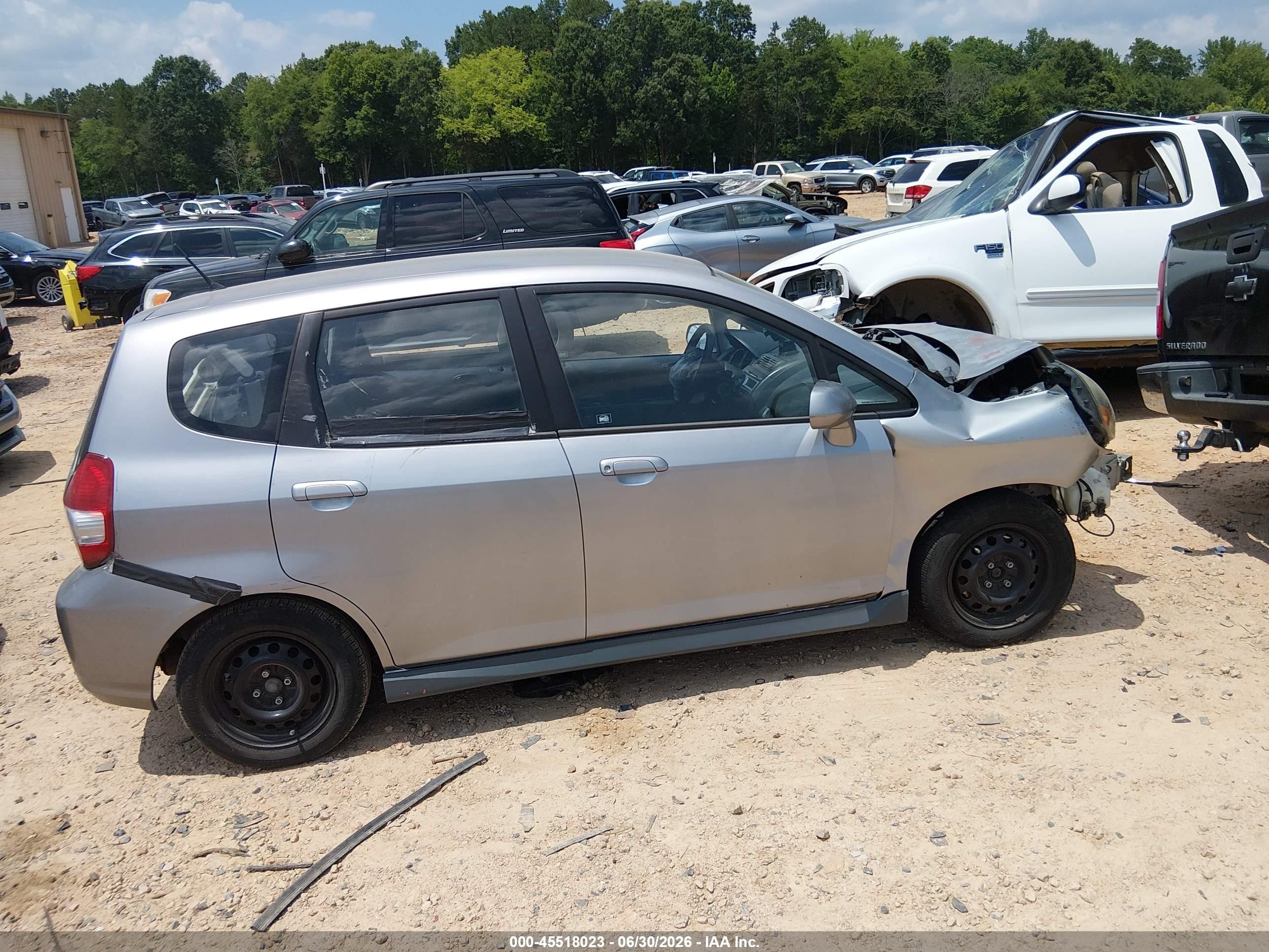 2007 Honda Fit   Gray vin: JHMGD38417S045425