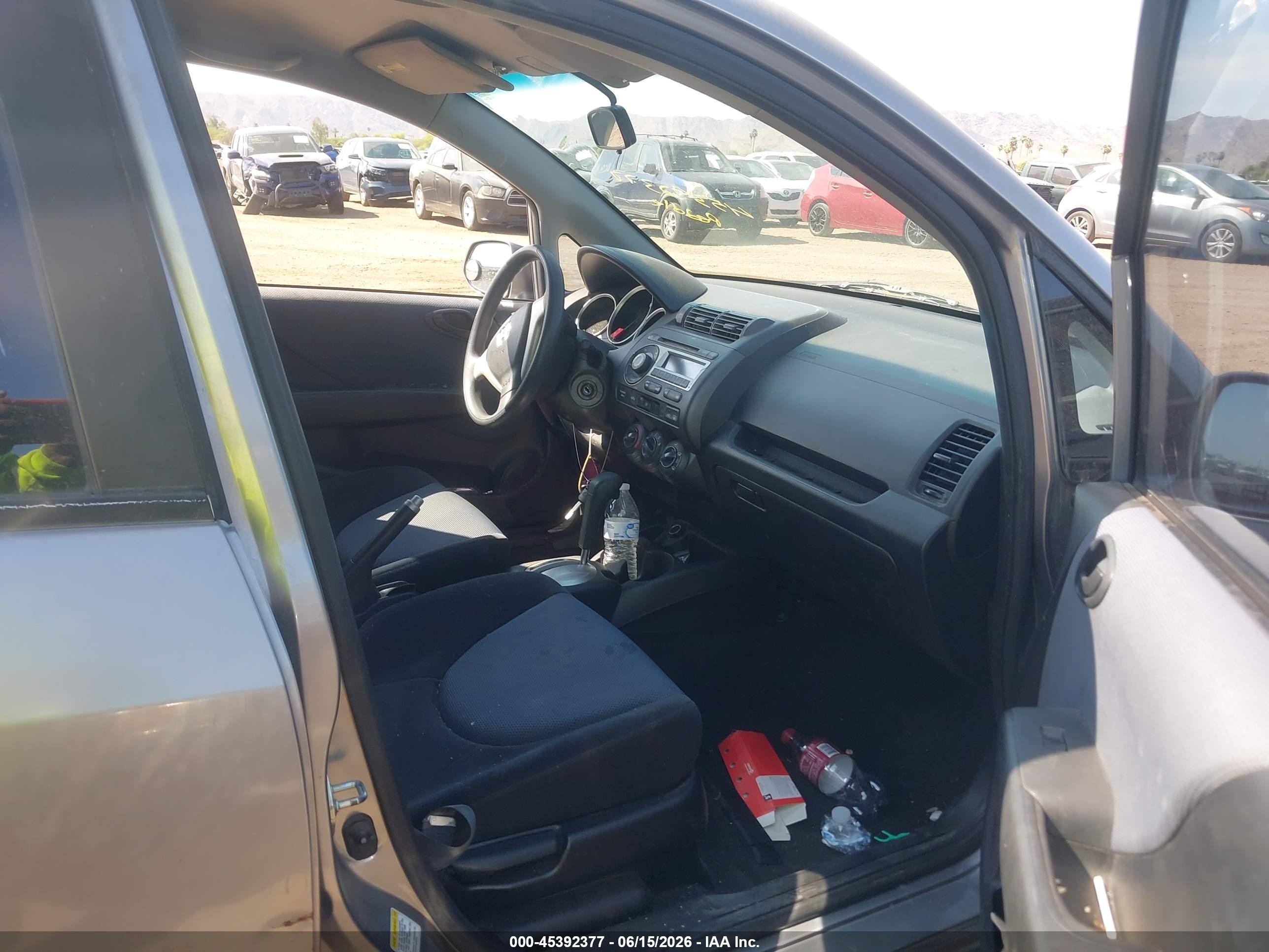 2008 Honda Fit   Gray vin: JHMGD38418S030621