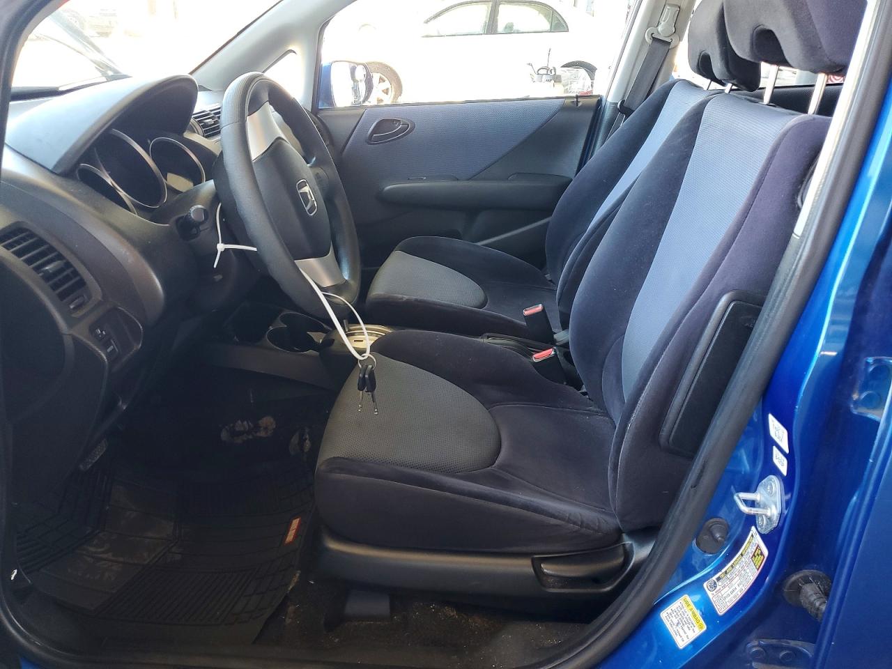 2007 Honda Fit Blue vin: JHMGD38427S024499