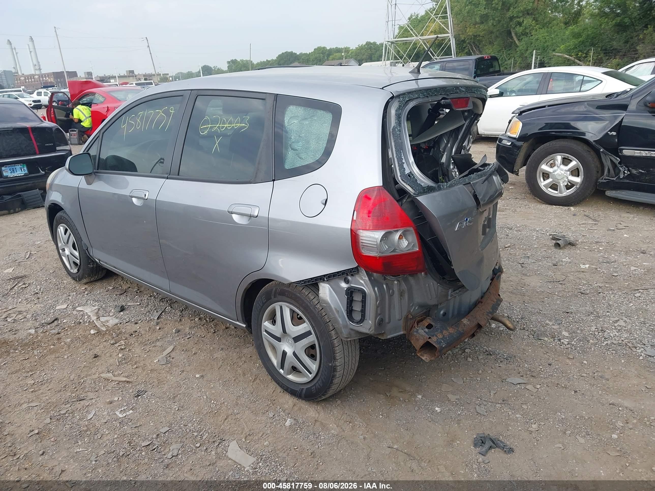 2008 Honda Fit   Серебряный vin: JHMGD38428S020003