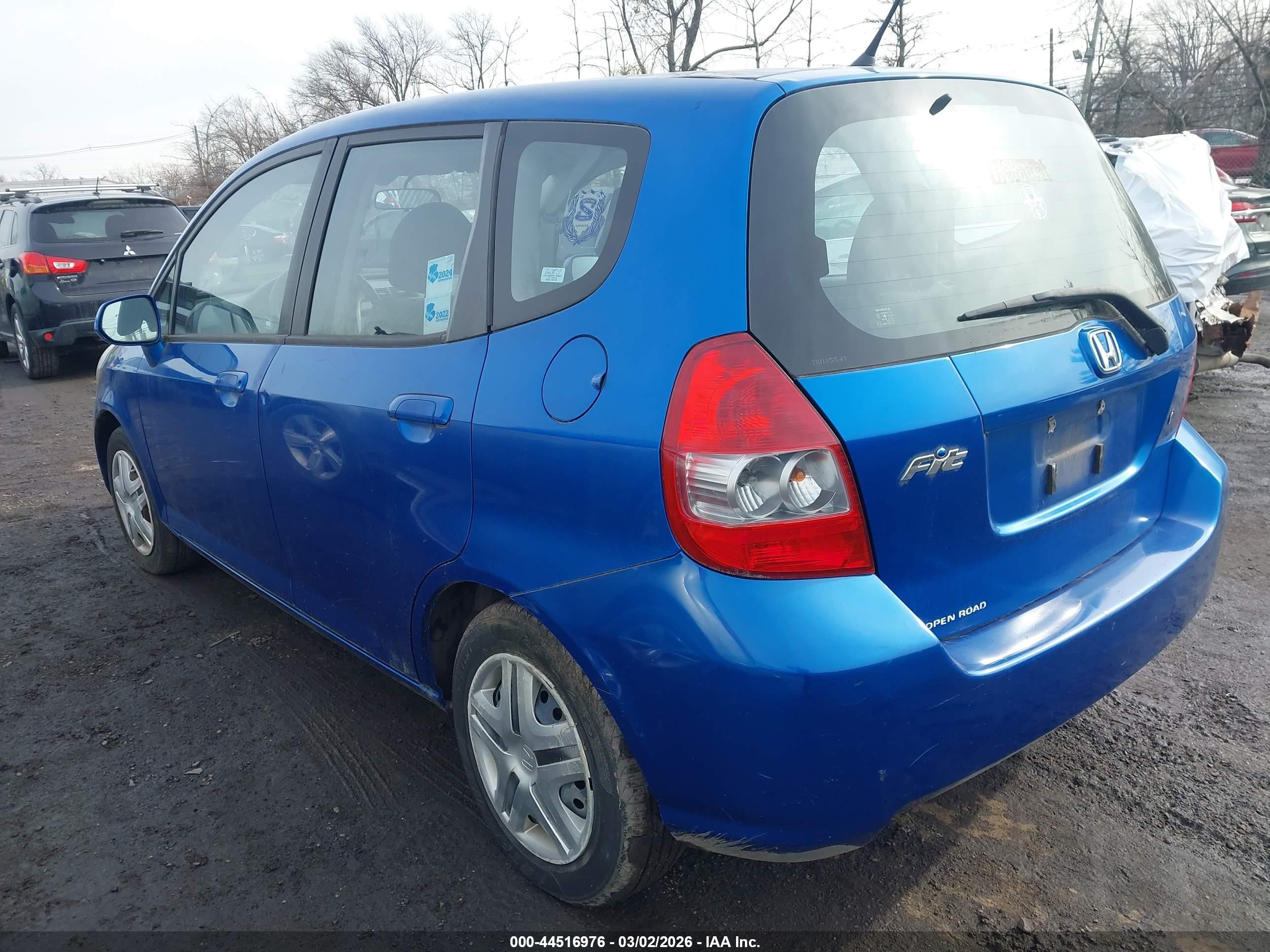 2007 Honda Fit   Blue vin: JHMGD38437S025547