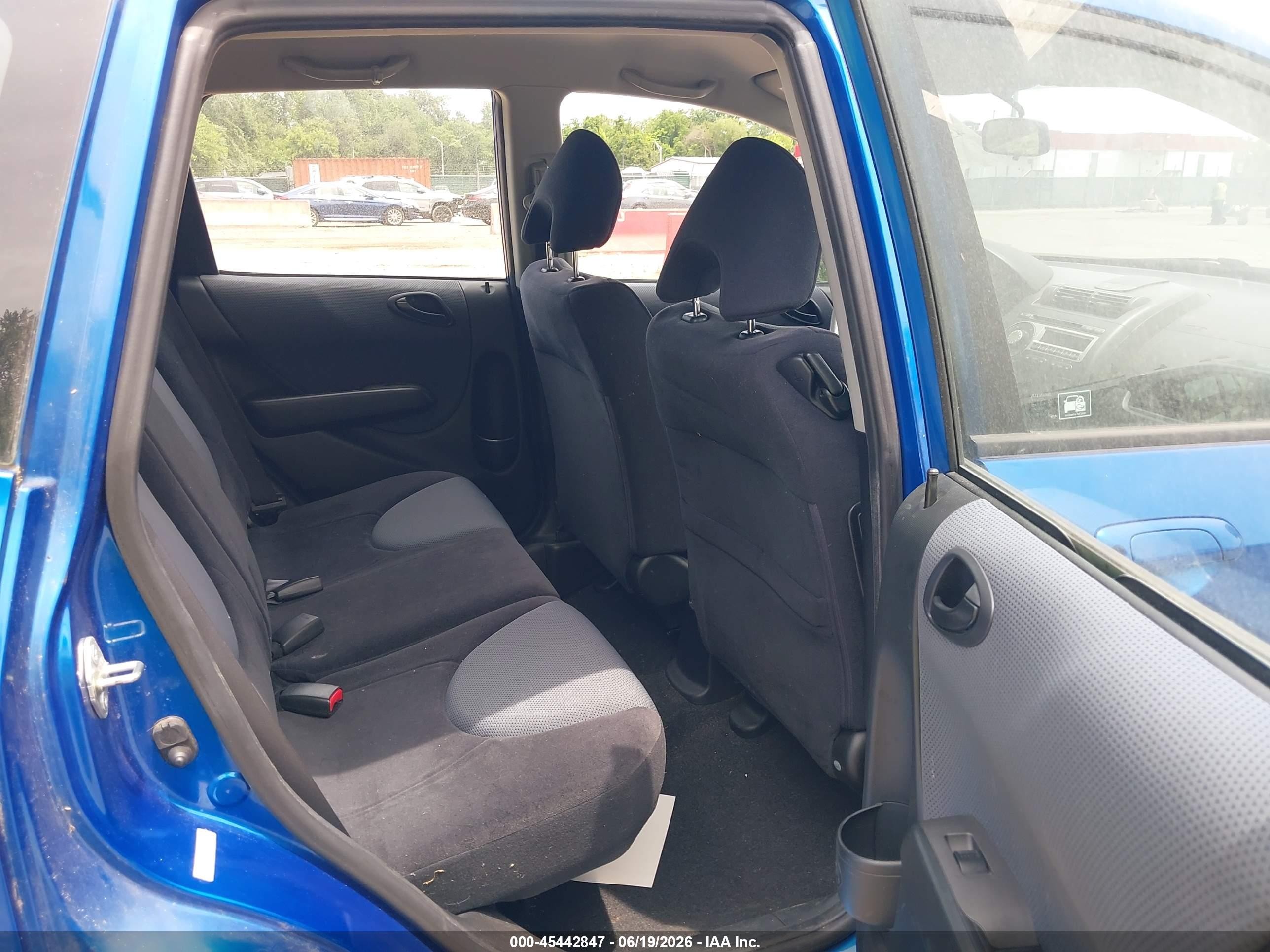2007 Honda Fit   Blue vin: JHMGD38437S063845