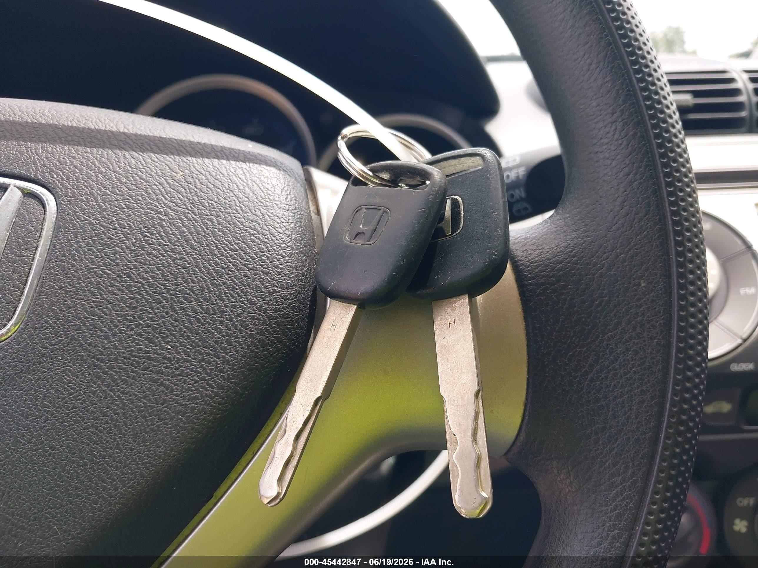 2007 Honda Fit   Blue vin: JHMGD38437S063845