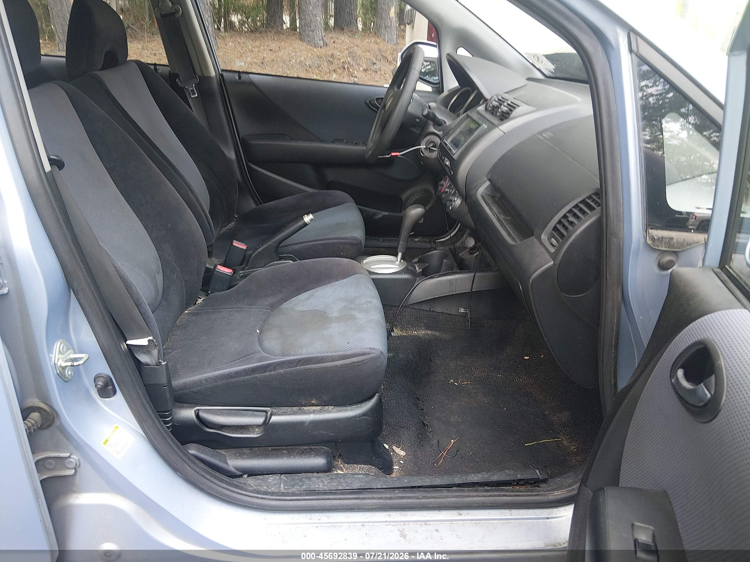 2008 Honda Fit   Light Blue vin: JHMGD38438S002352