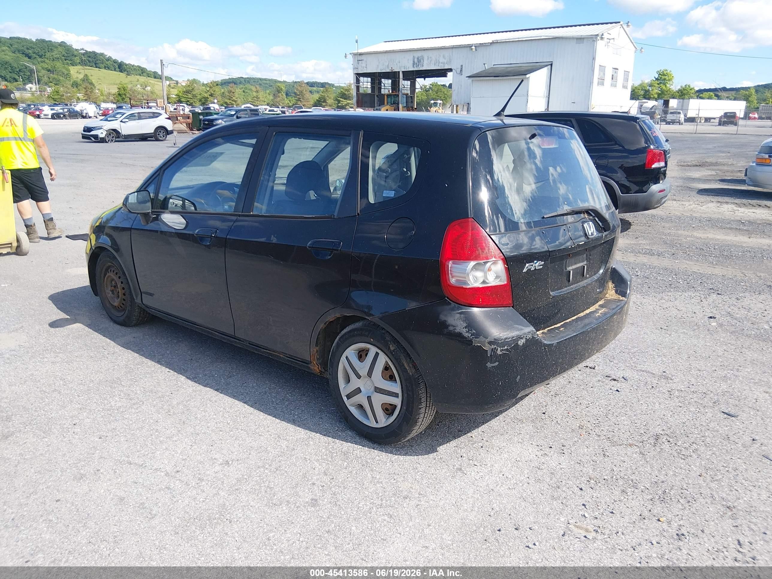 2007 Honda Fit   Black vin: JHMGD38457S066049