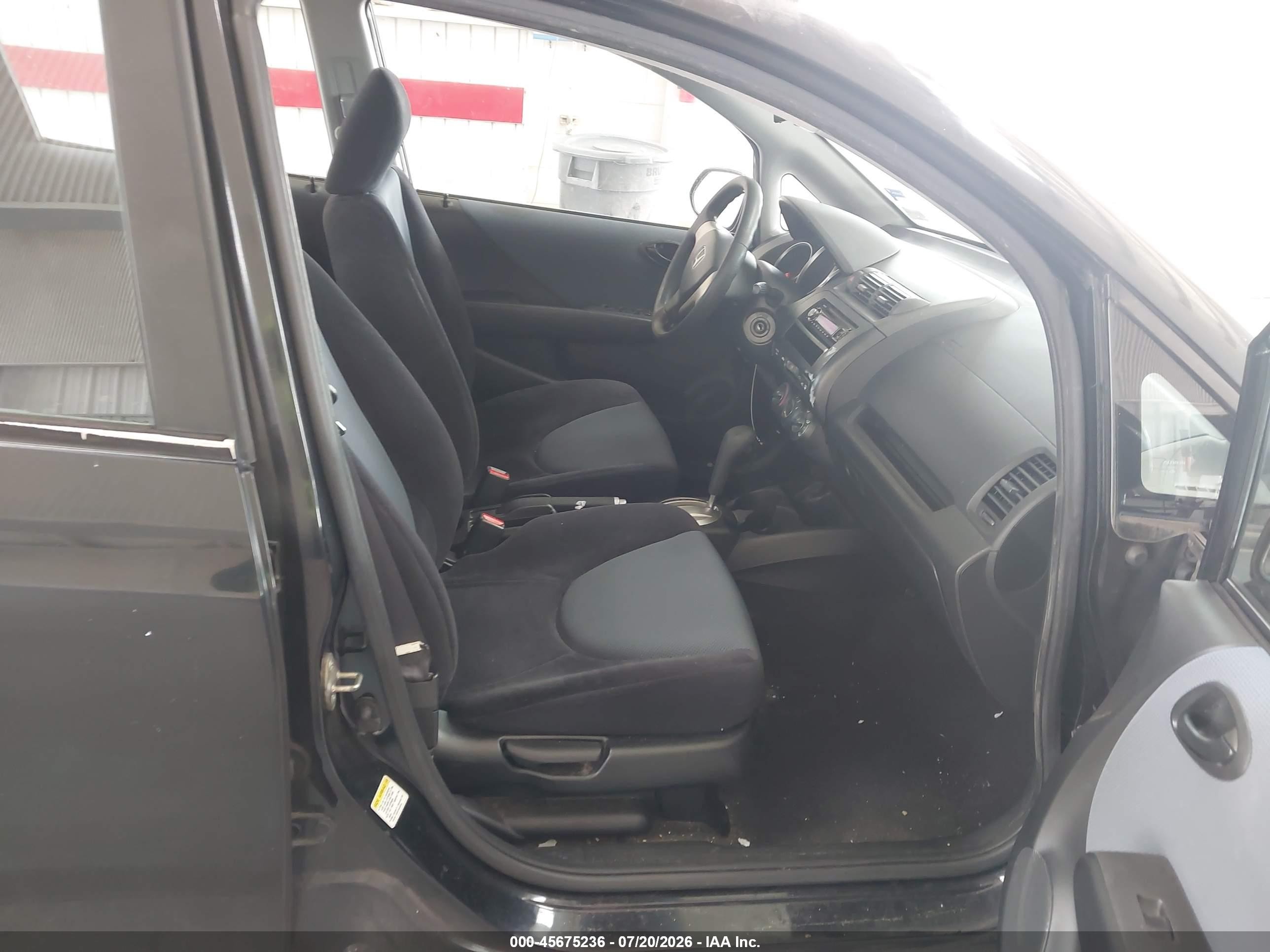2008 Honda Fit   Black vin: JHMGD38458S044229